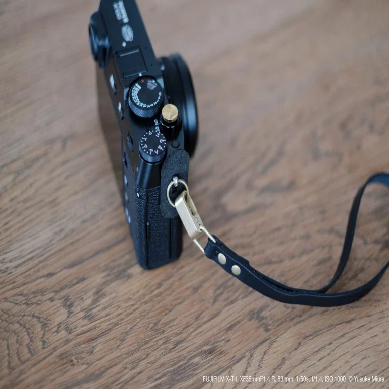 このストラップ、FUJIFILM X100VIとの相性が抜群でした｜drip Leather