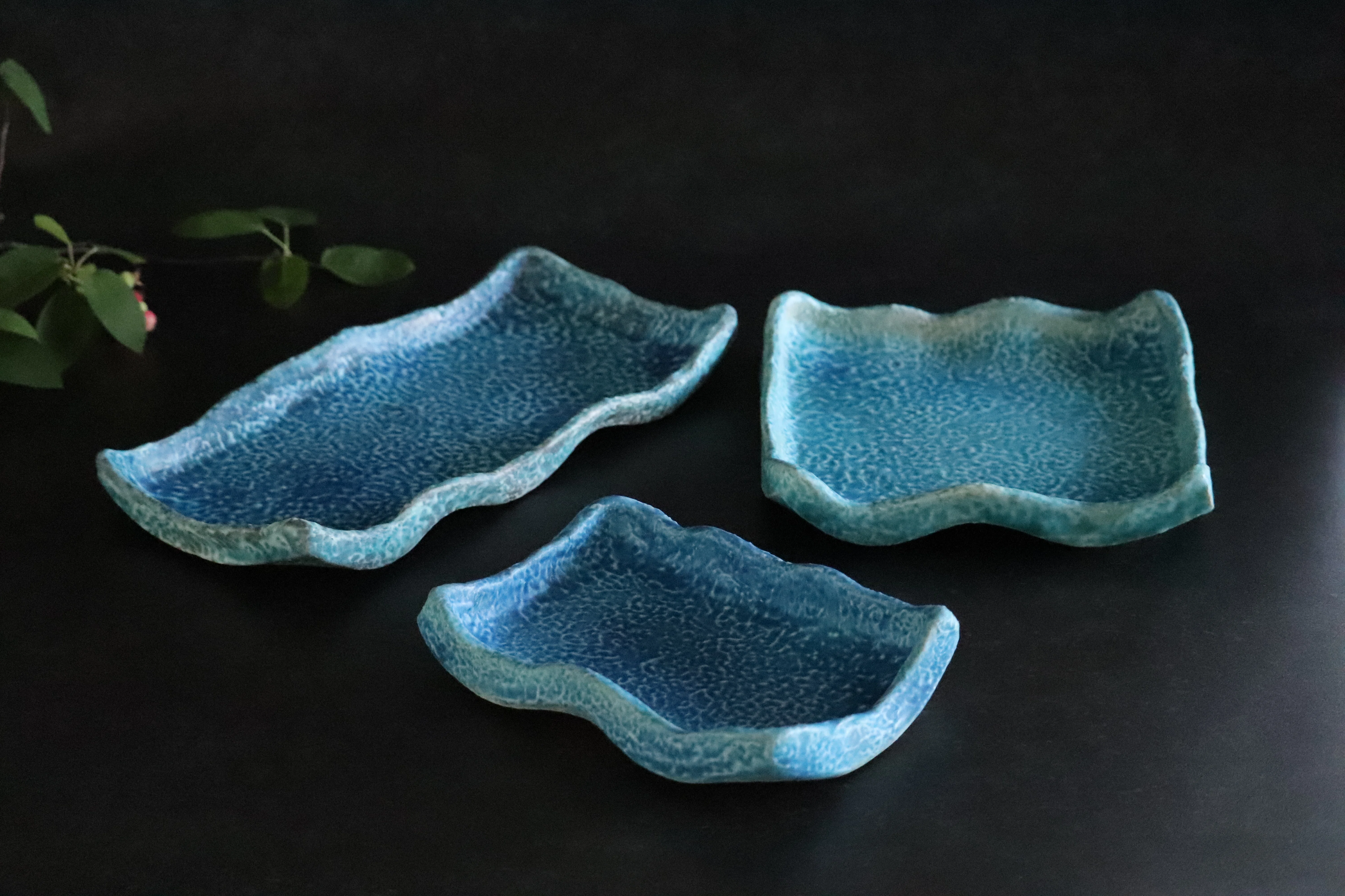 MOVE ― 風をまとい躍動する器 大岡勝好 作陶展 開催のお知らせ｜陶芸