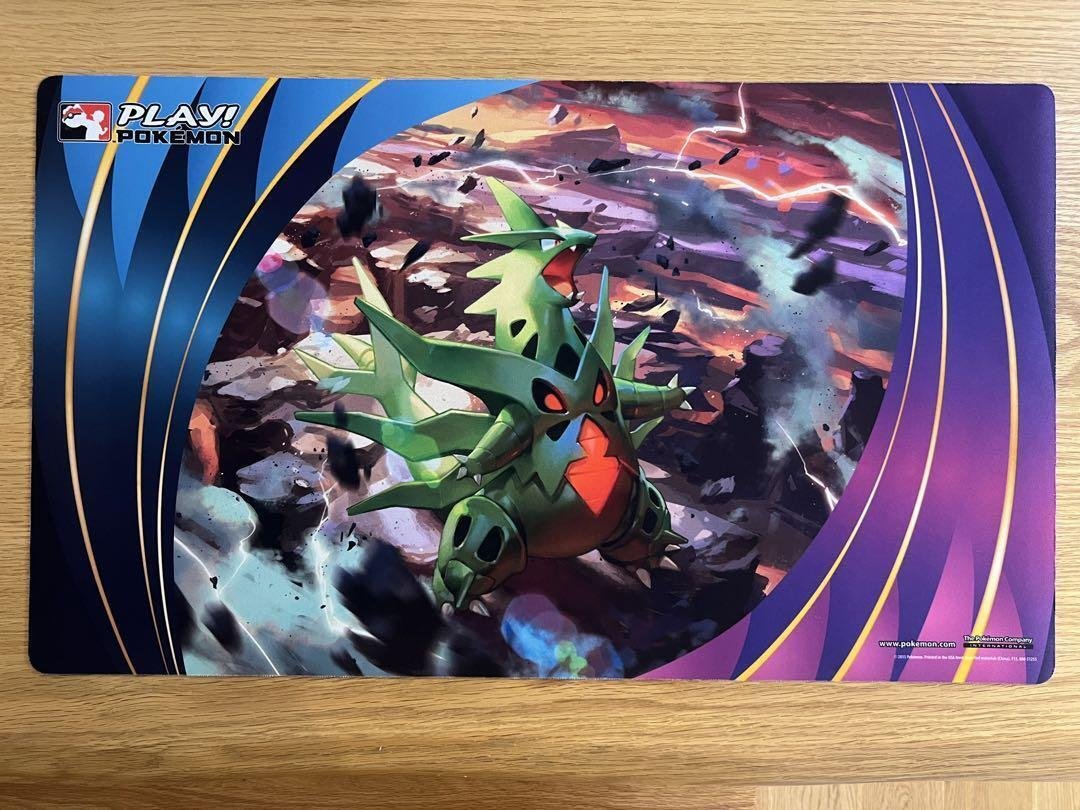 NAIC ブイズ プレイマット staff チャンピオンシップ NAIC ブイズ プレイマット staff チャンピオンシップ