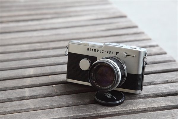 tokyo camera style — Shinjuku Olympus Pen FT with 40mm f1.4 lens