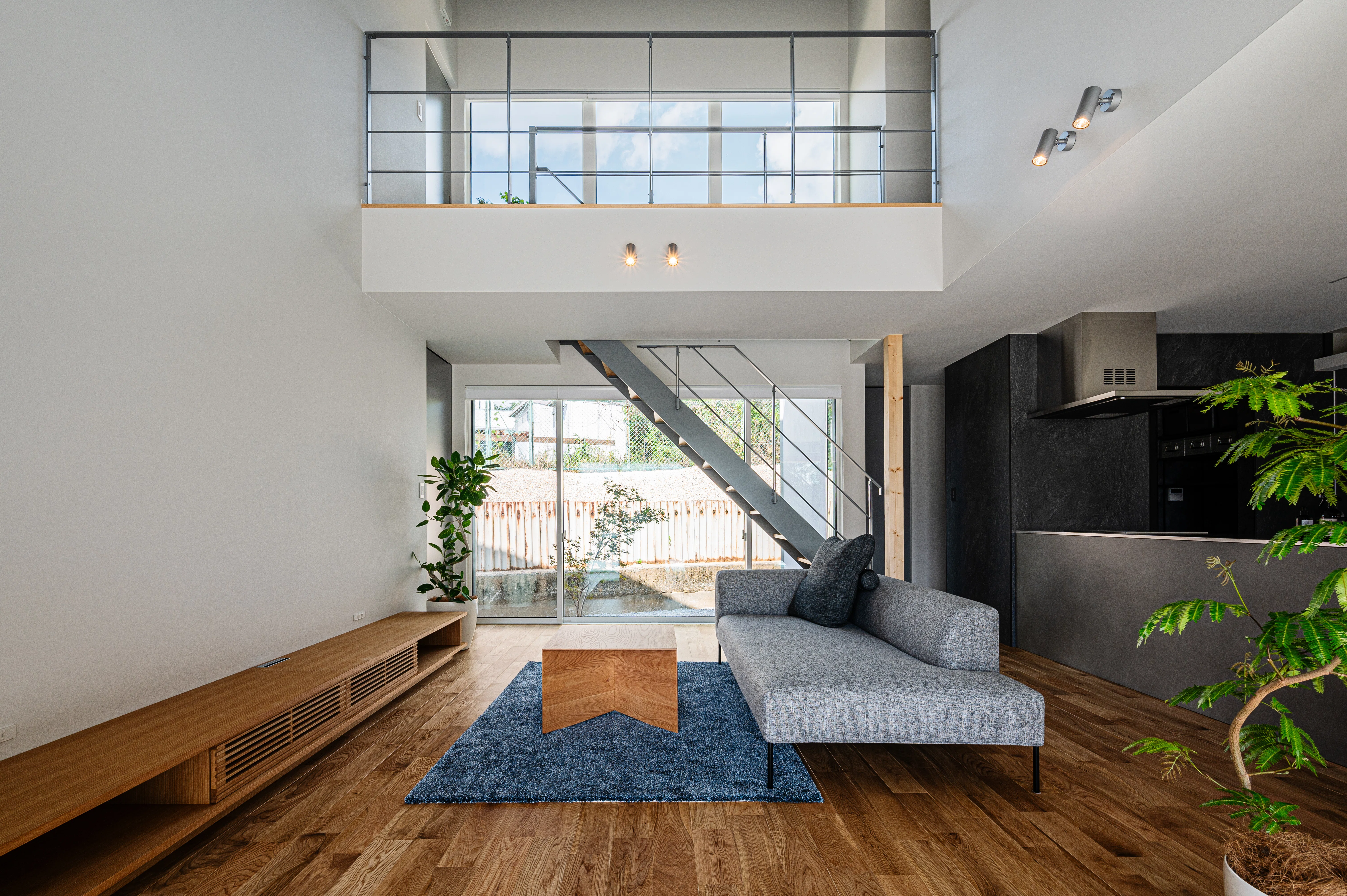 窓の再認識──暮らしを開く建築へ｜KIMIJIMA and HAUS