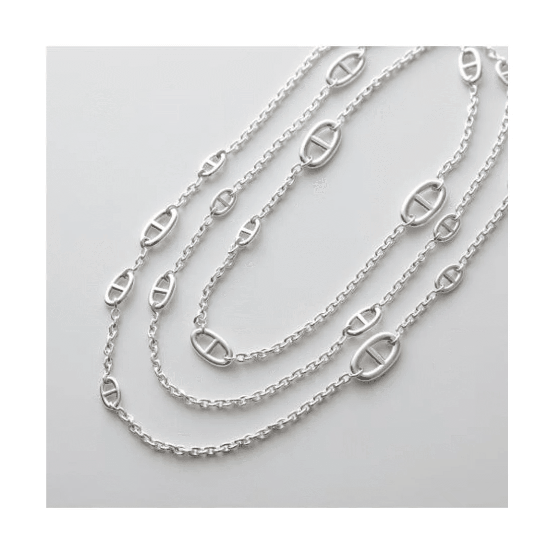 エルメスのネックレス｜全種類【2025年最新】特徴・人気年齢層・人気