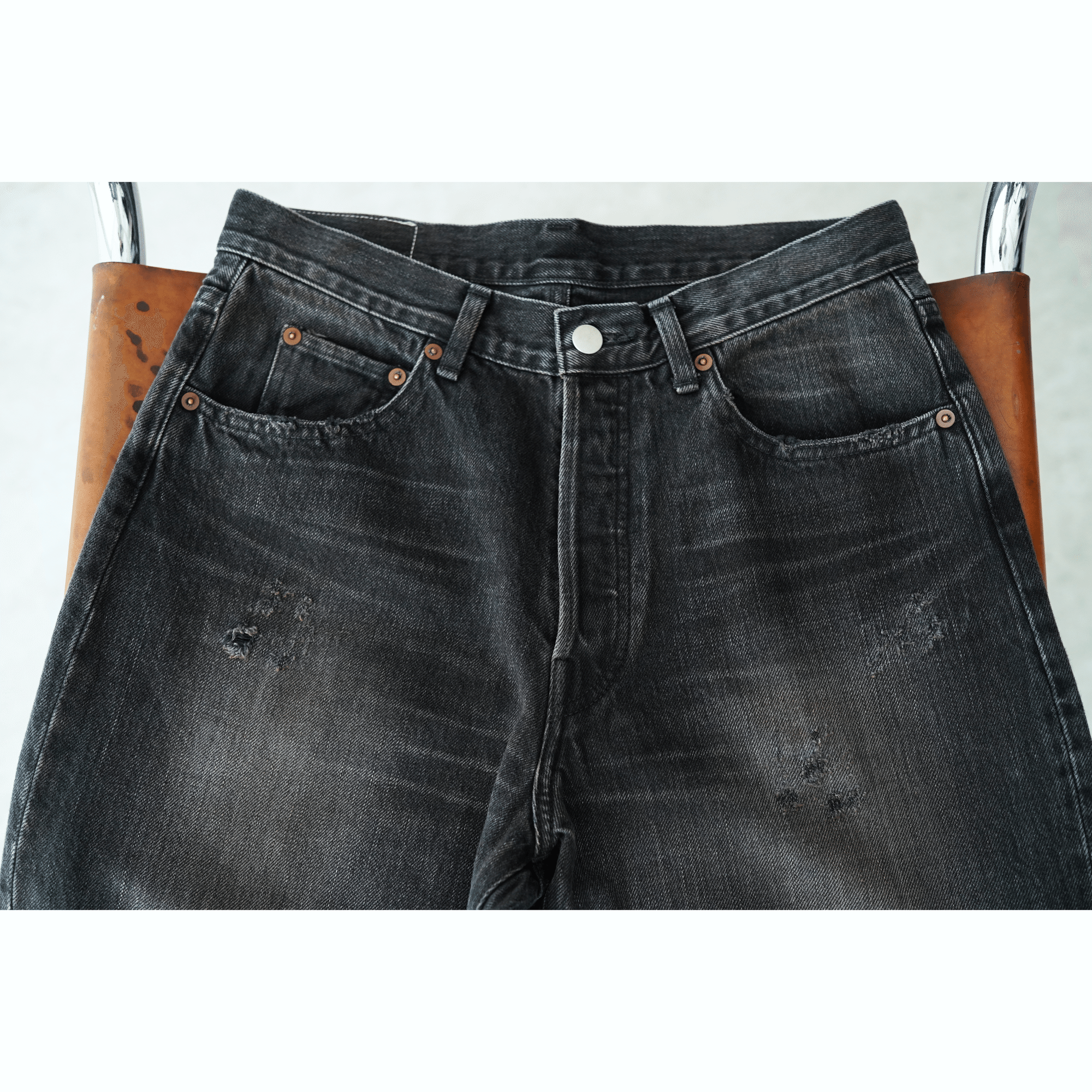 感動のシルエットと圧巻のエイジング。ssstein(シュタイン) Flare