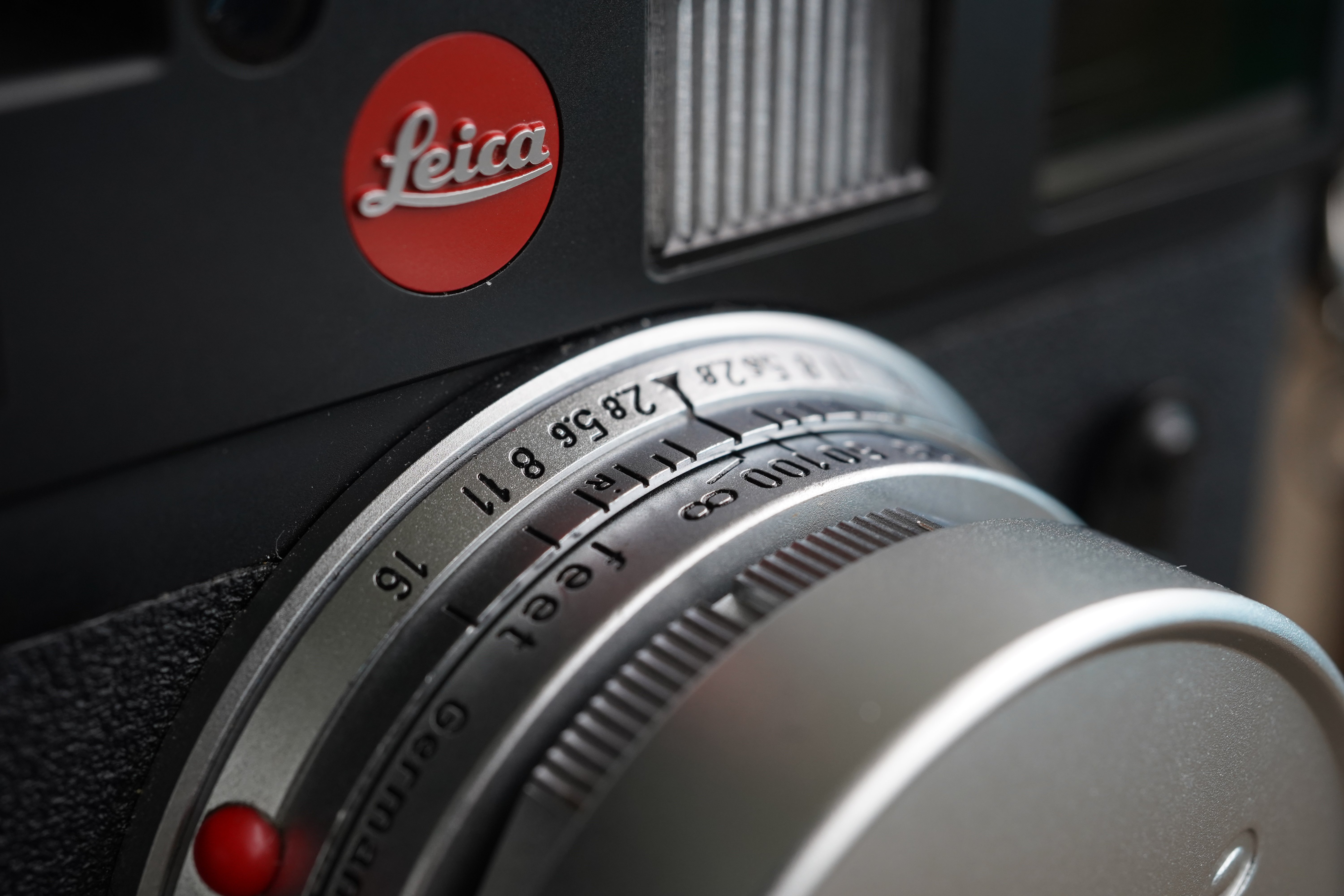 Leica M8 + Leitz Elmar 5cm f2.8 結局レンズを買った｜hijiki