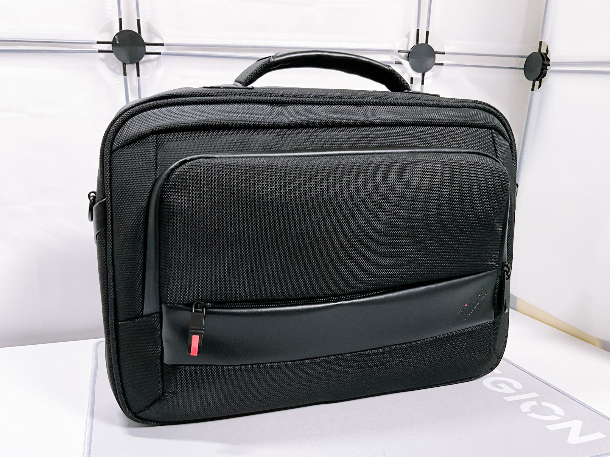 Lenovo】 ThinkPad プロフェッショナル 14インチトップロードケース