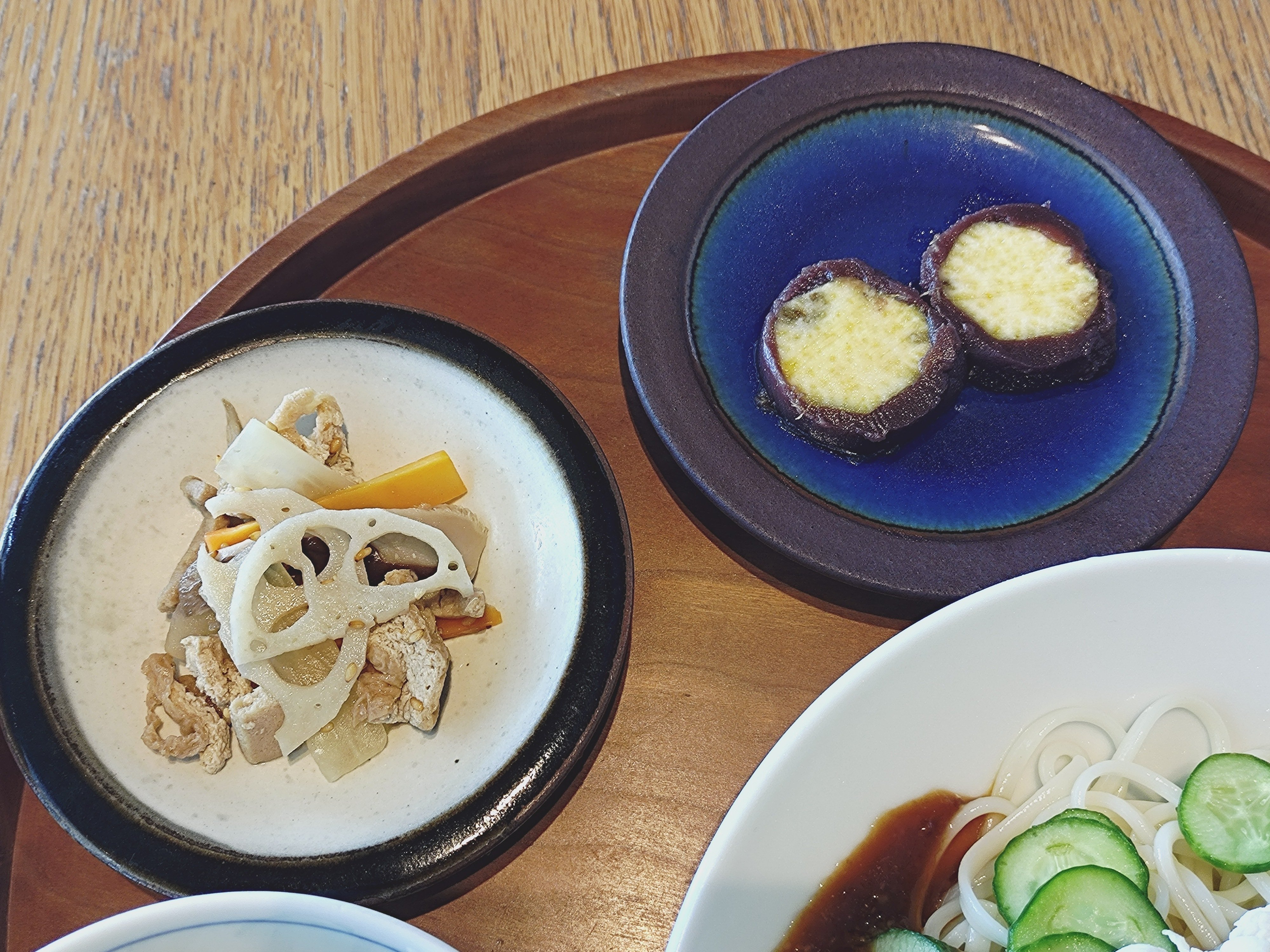 食事 つづくを食べる食堂』、d47食堂で徳島定食を食べる｜にしぐちまりか