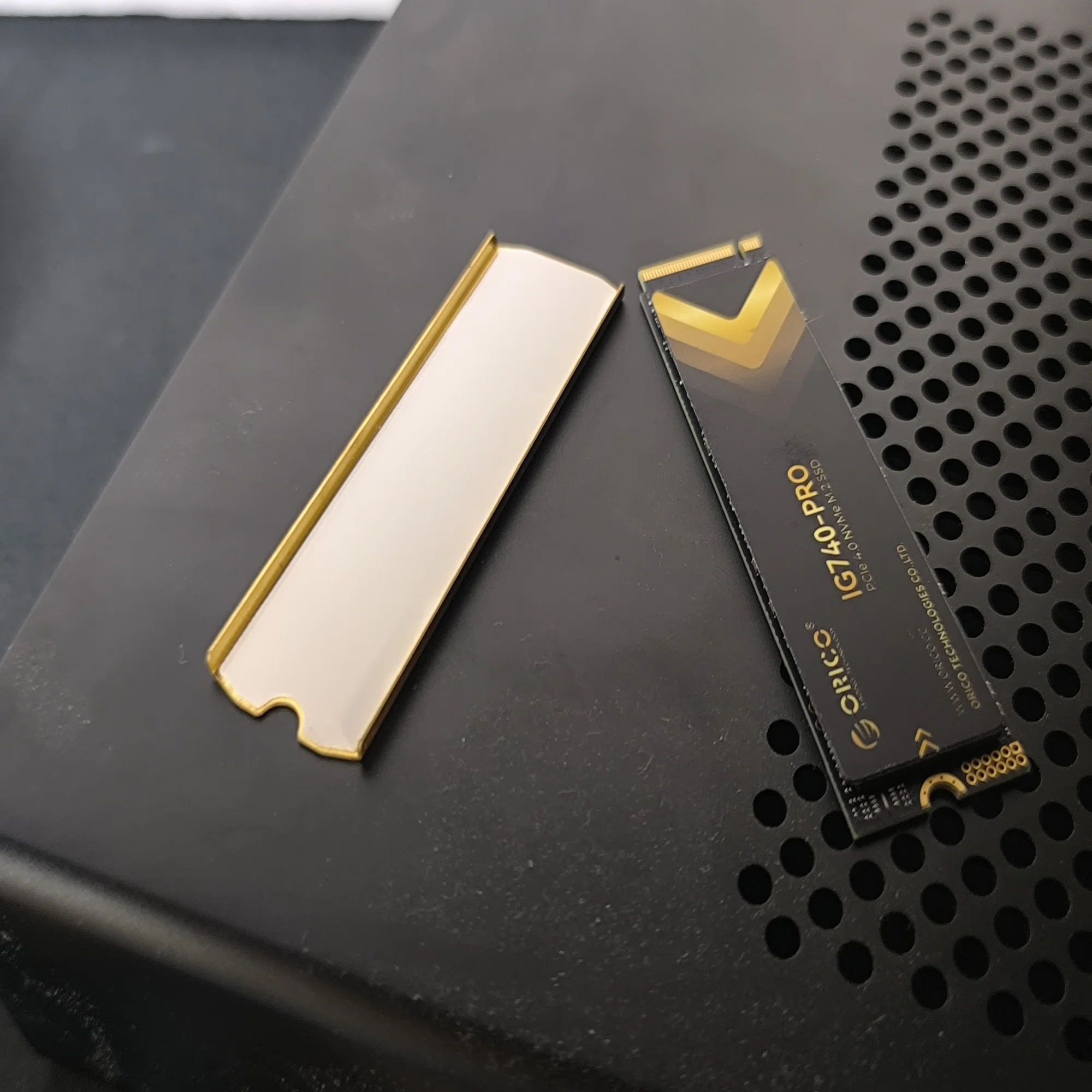 TLC NVME SSD】ORICO IG740Pro 4TB実機レビュー｜重藤 六