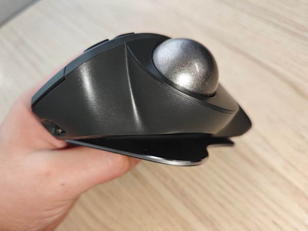 トラックボールの最高峰]MX ERGO S | Logicool レビュー｜Nyaran