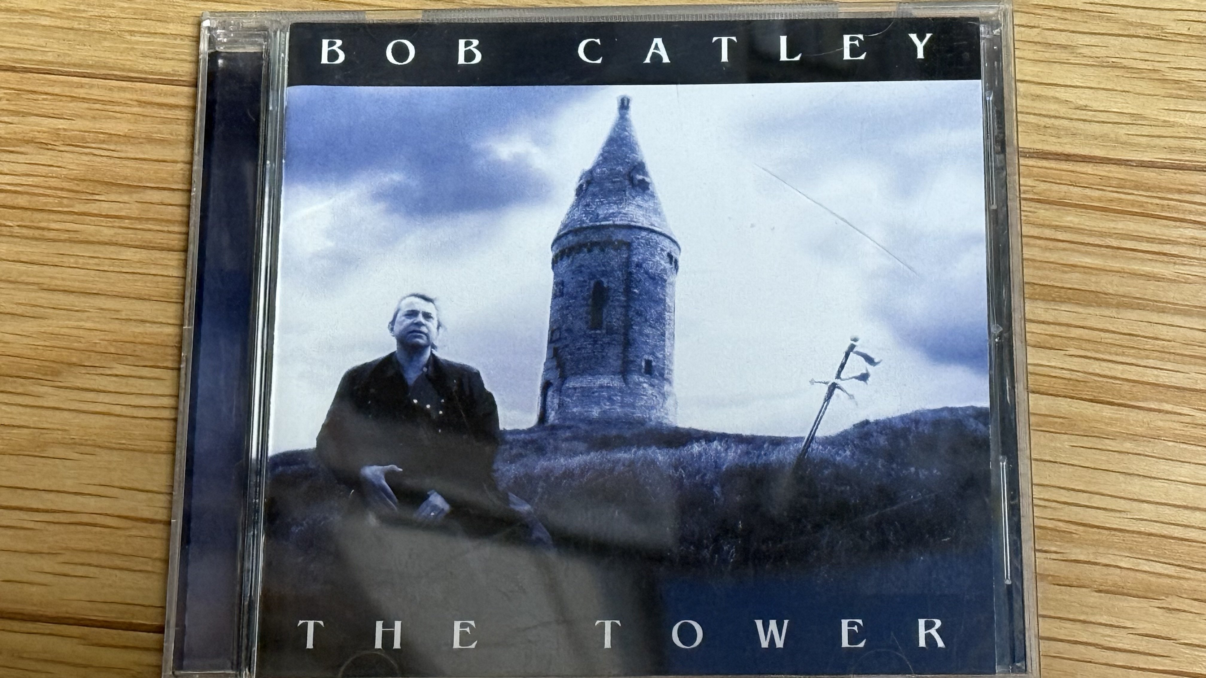 Bob CatreyのソロアルバムThe Towerは TENとMAGNUMのいいとこどり｜Kuro