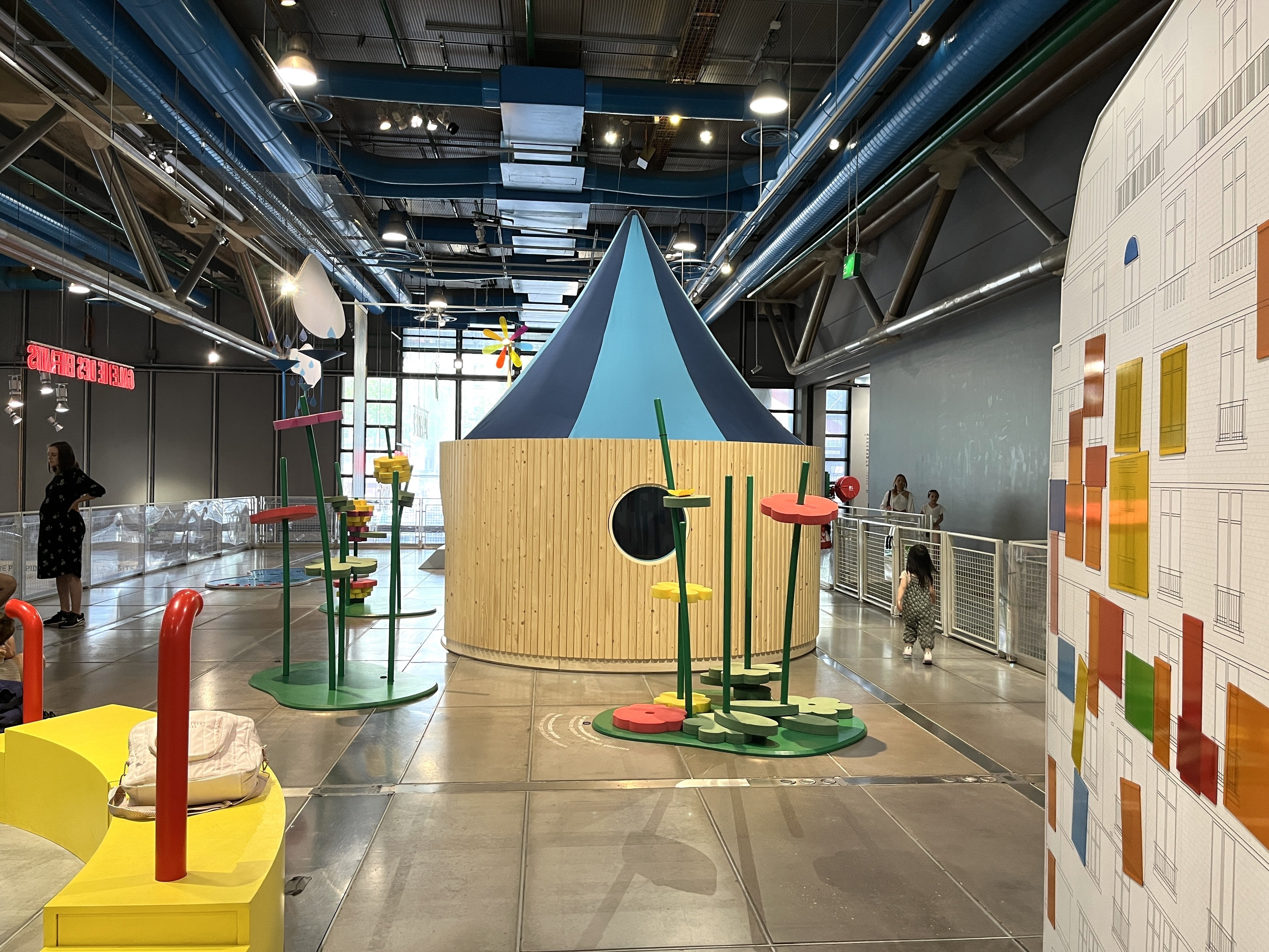 WOLFGANG TILLMANS 展覧会ポンピドゥセンターTシャツ WOLFGANG TILLMANS Tシャツ 黒 美術館 スーベニア - メルカリ