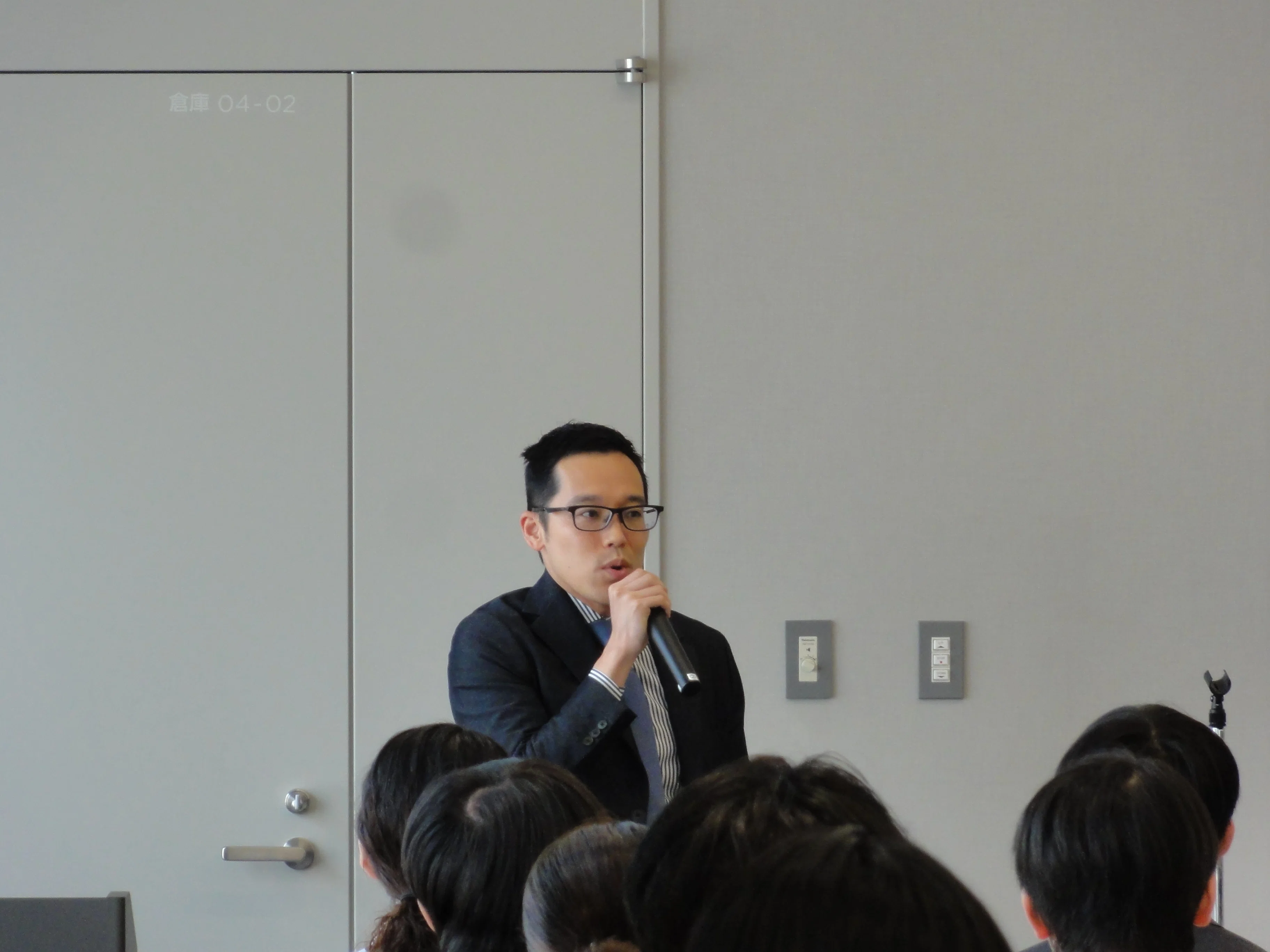 公認会計士のひみつ 公認会計士のひみつ | まんがひみつ文庫 特別編 | まんがでよくわかる