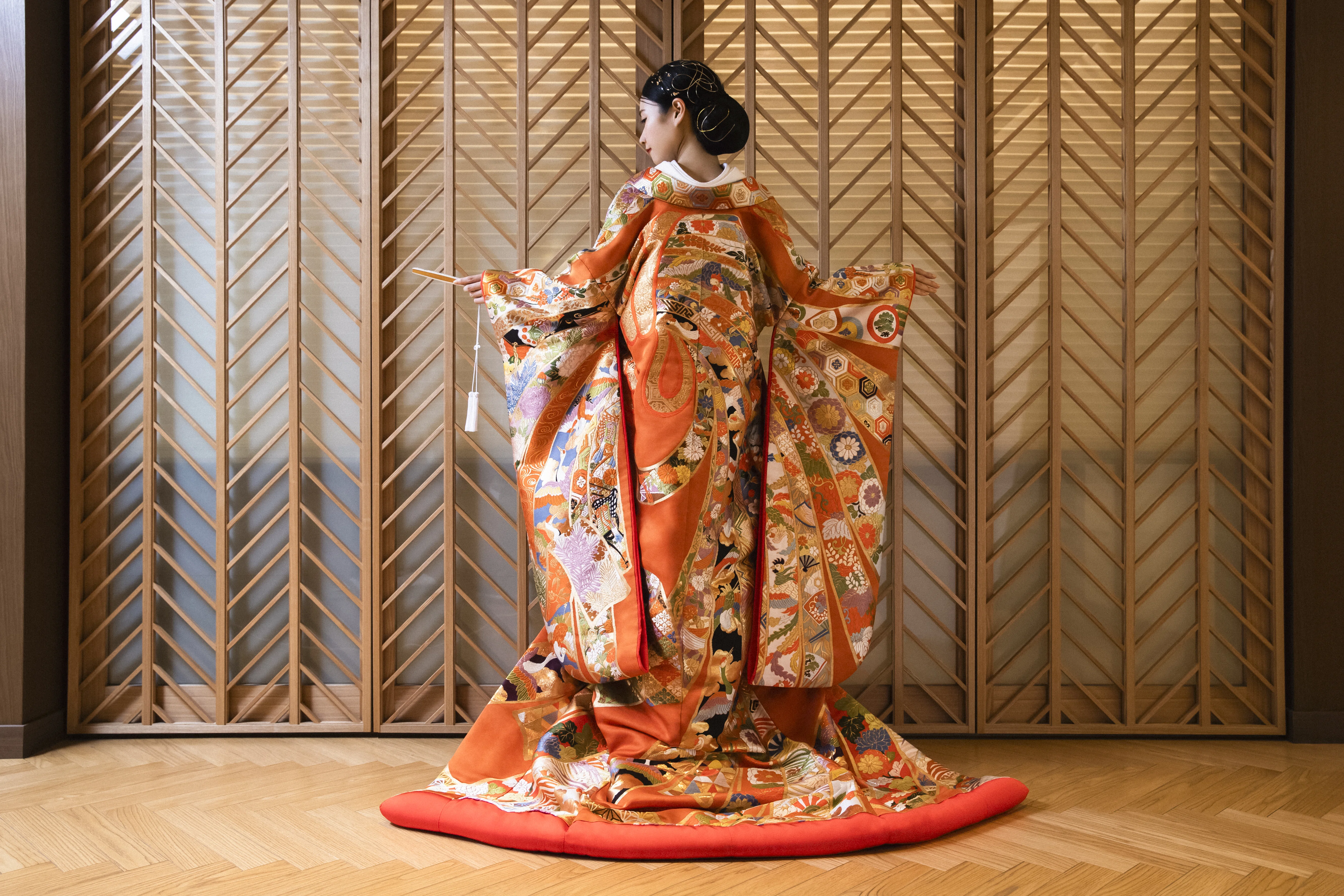 晴れの日に込める願い｜TAKAMI BRIDAL