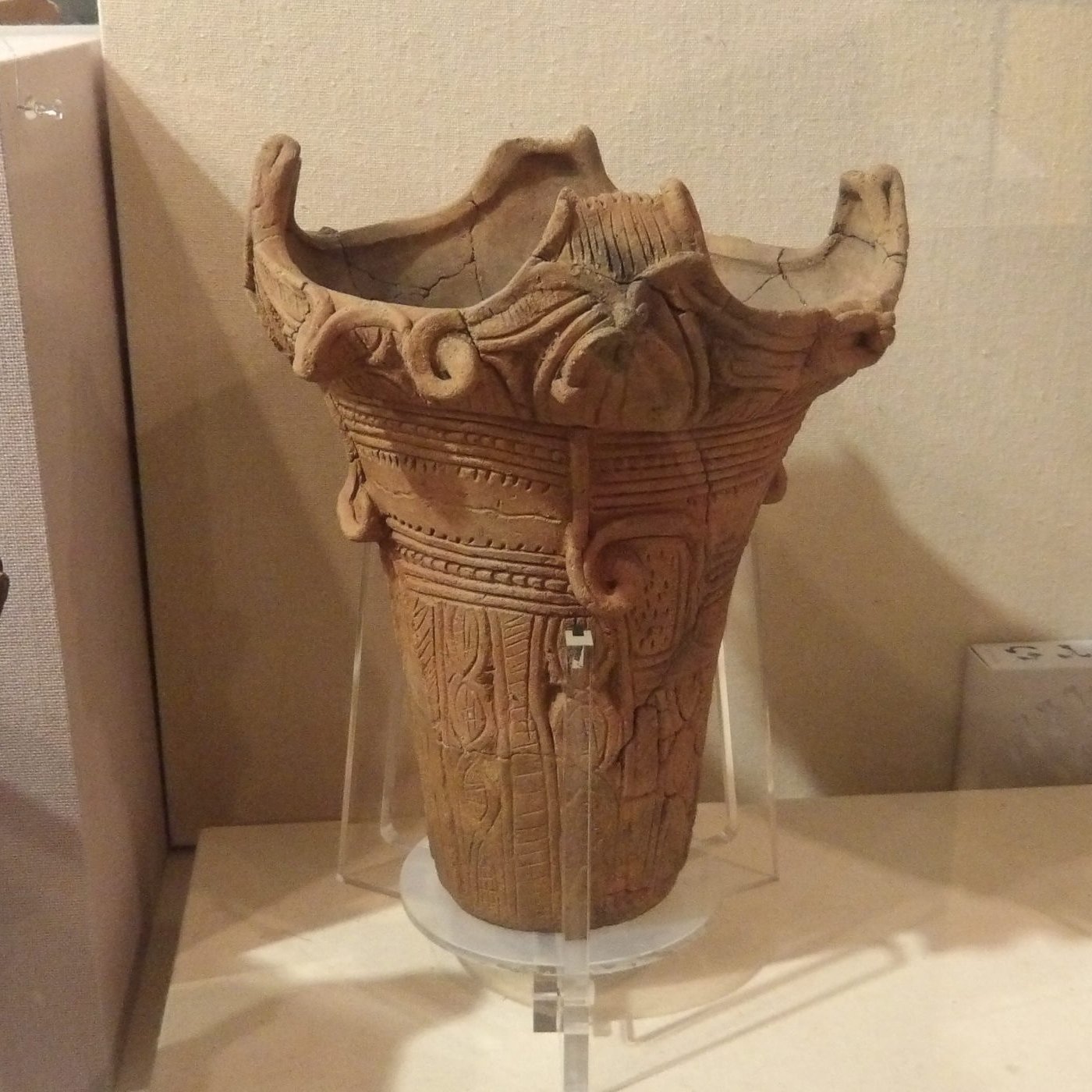 赤城山のふもとの縄文土器 ～ 渋川の二つの資料館（1）｜滝ノ家