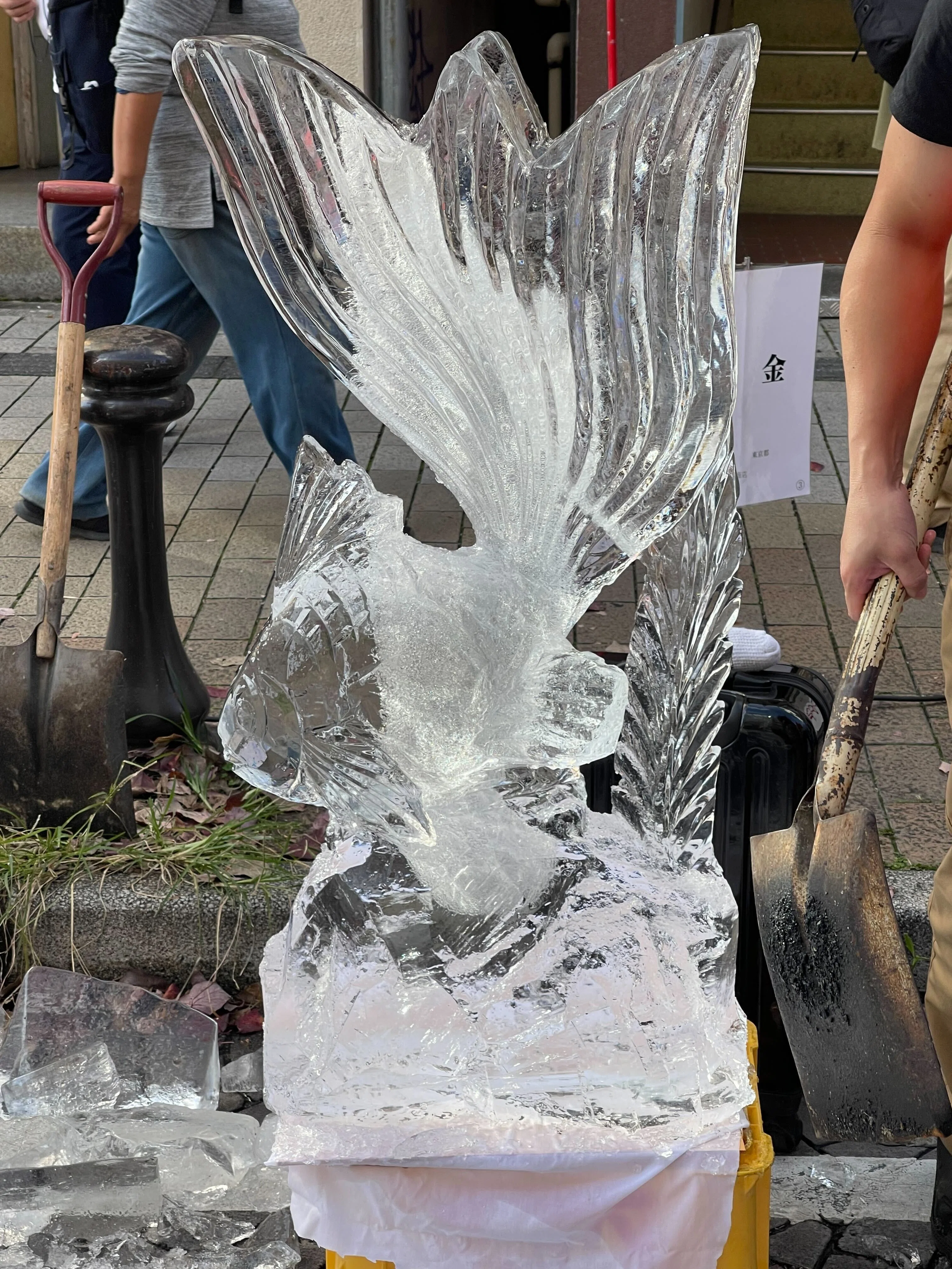 クールな芸術のルーツとは？氷彫刻の「これまで」と「これから