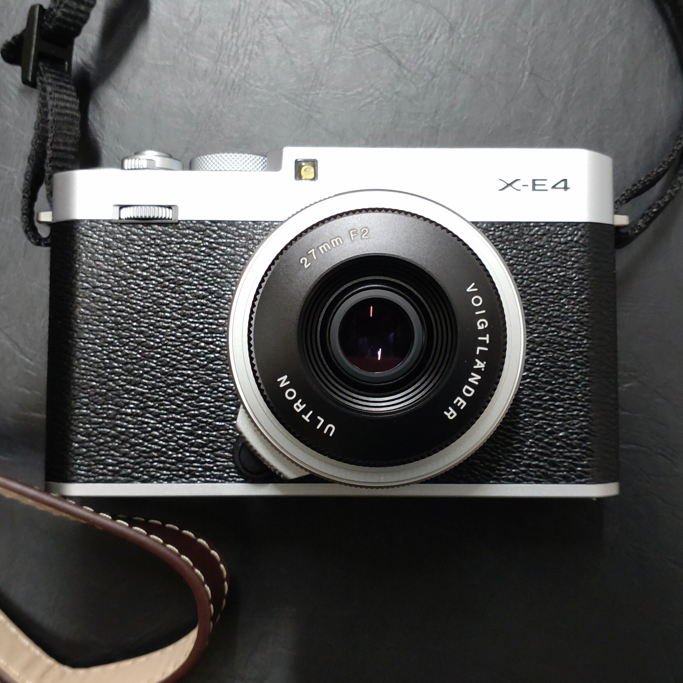 Voigtlander Ultron 27mm F2とか言うMFレンズがX-E4に似合い過ぎ
