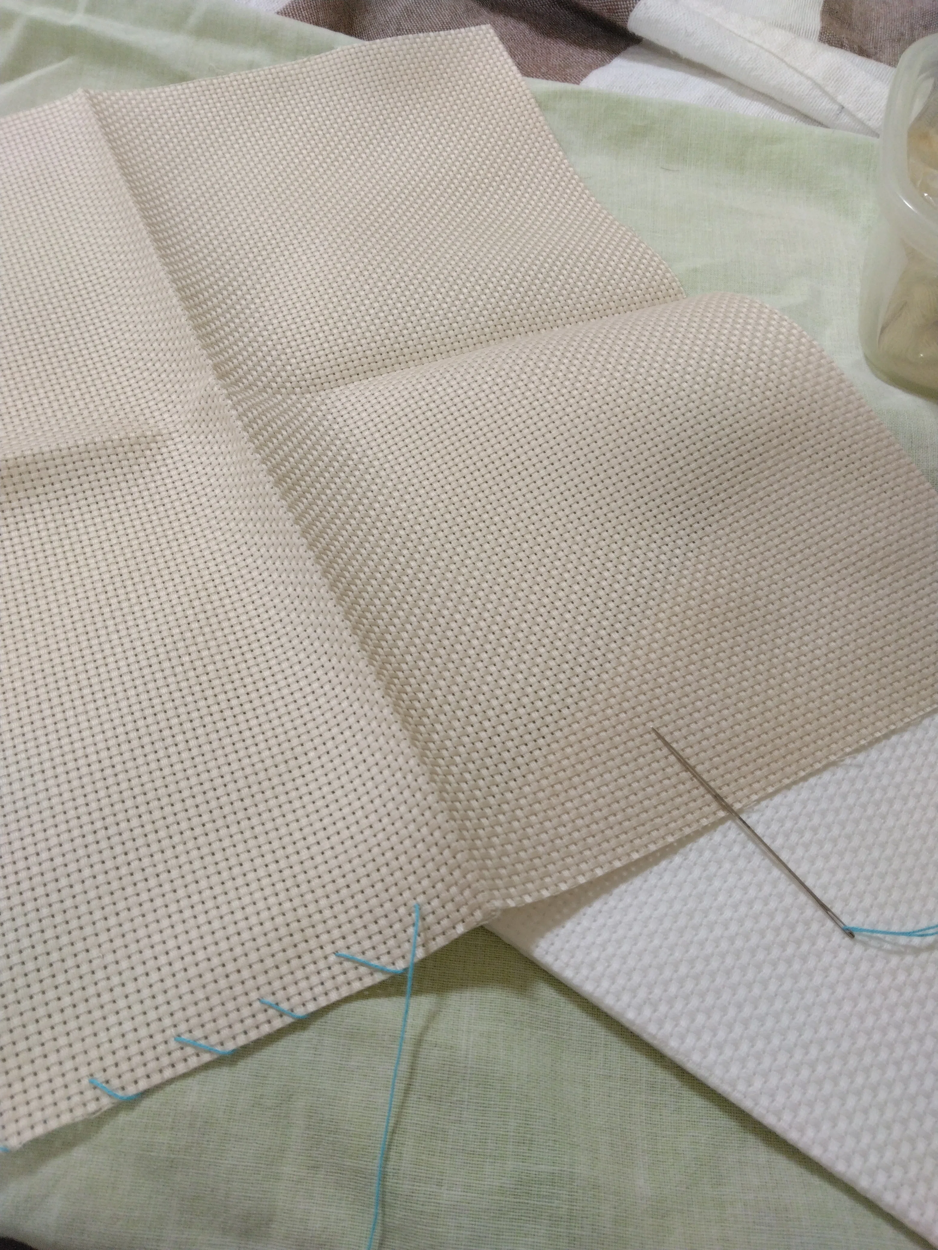 ふしぎな「リバーシブル刺繍」の話｜owarimao