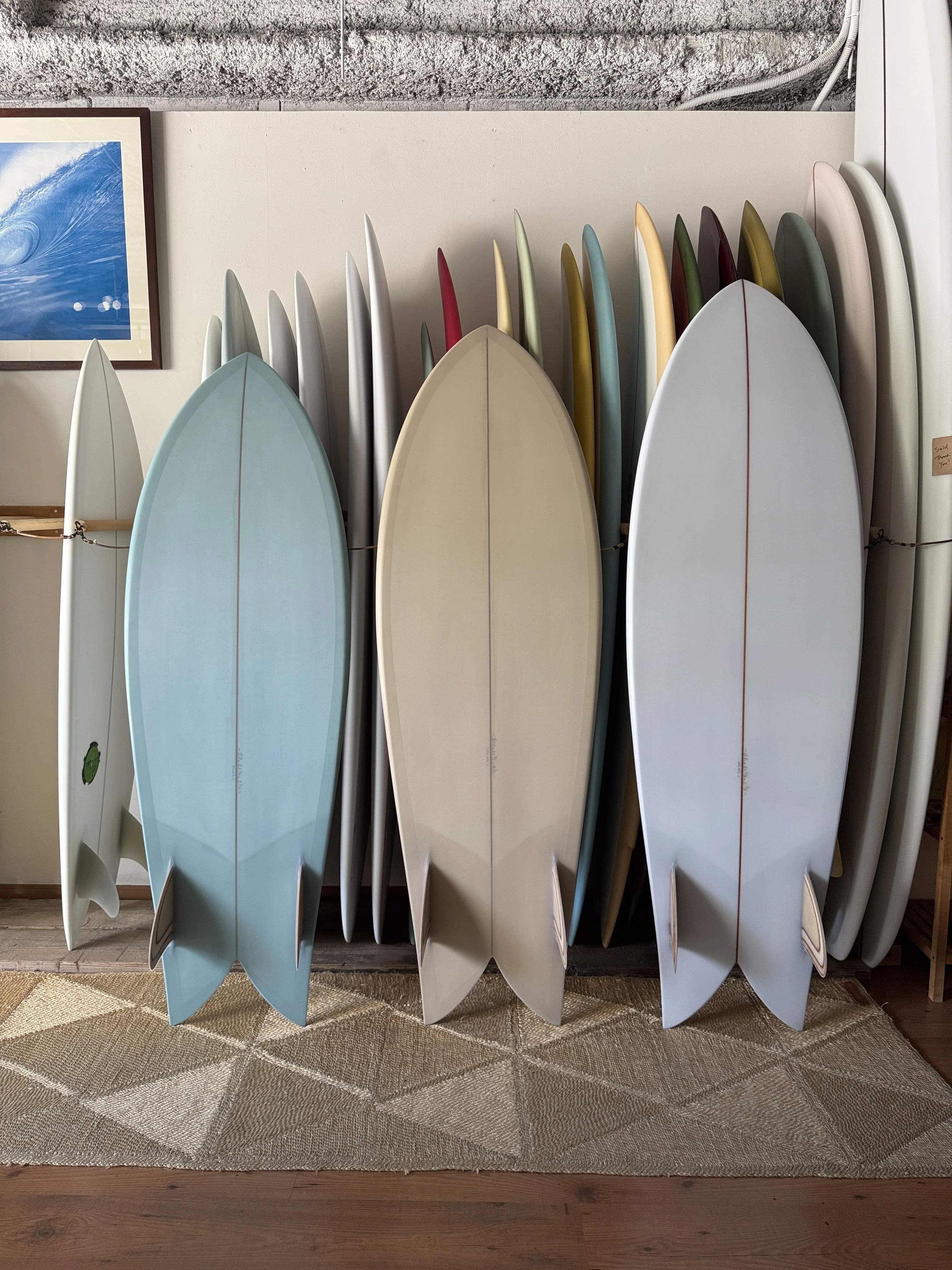 Mackie Designs Glass Love Fish｜RIDE SURF+SPORT