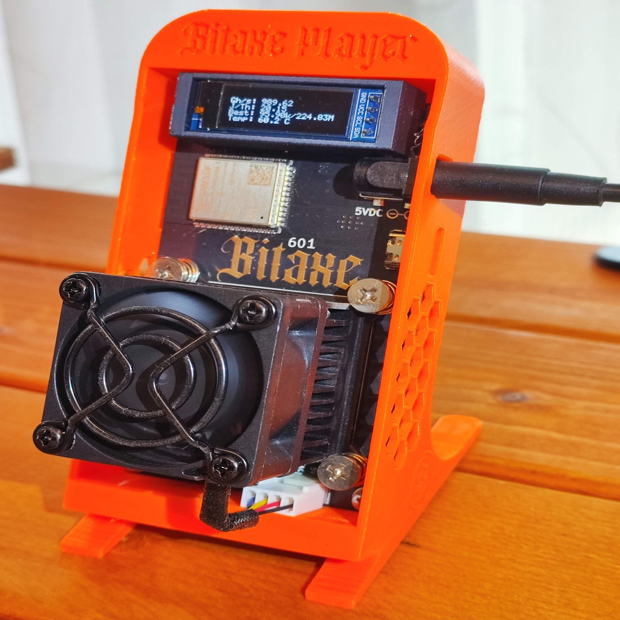 自宅ビットコインマイニングで4,500万円を掘り当てろ！｜masato