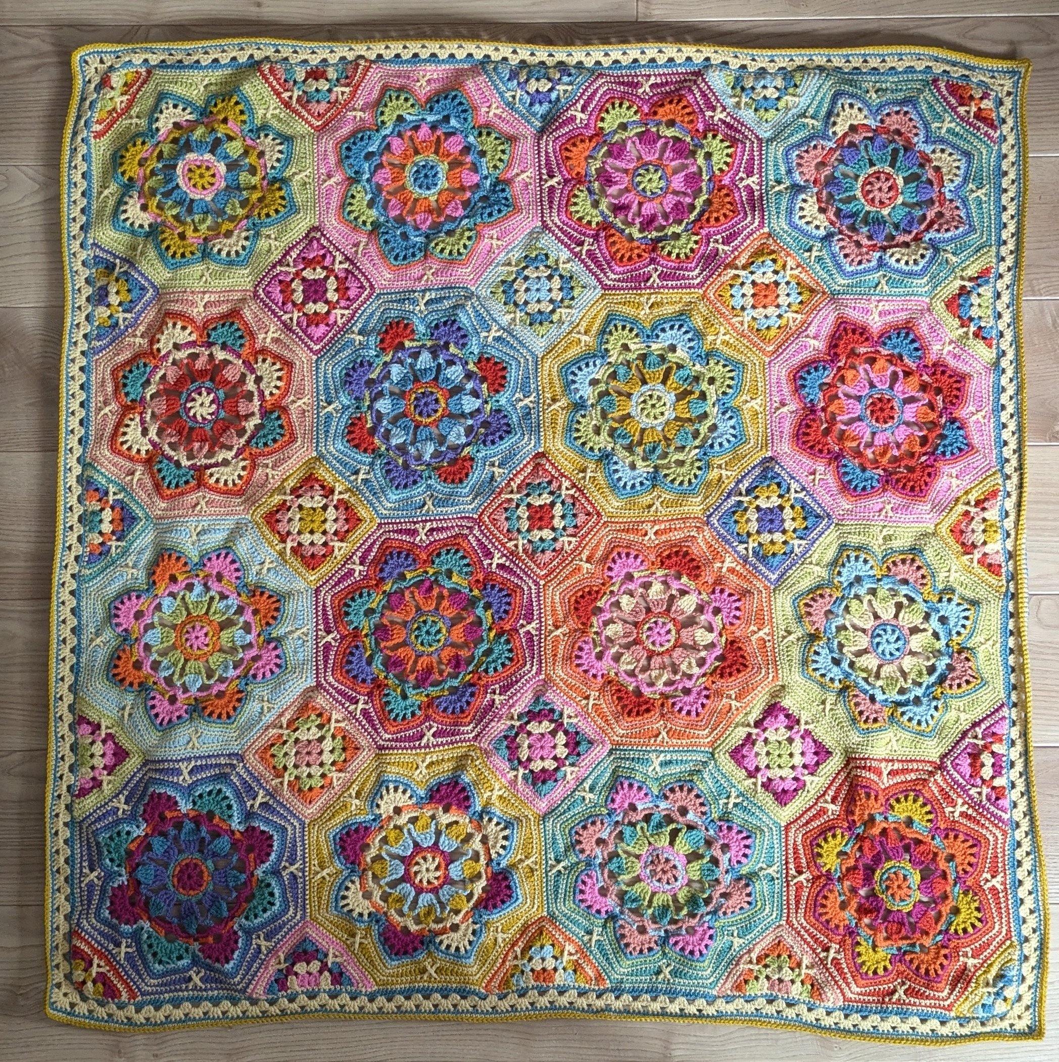 ペルシアンタイルブランケットを編む③＋春夏に編んだものたち｜あき