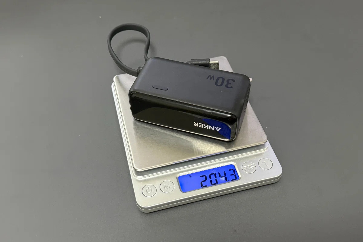 Anker Power Bank (30W, Fusion, Built-In USB-C ケーブル) レビュー！これ1台で充電器・バッテリー・ケーブルが完結する最強3 in 1ガジェット