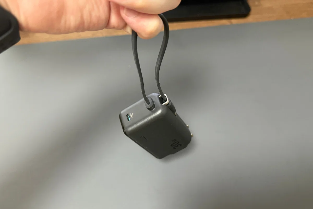 Anker Power Bank (30W, Fusion, Built-In USB-C ケーブル) レビュー！これ1台で充電器・バッテリー・ケーブルが完結する最強3 in 1ガジェット