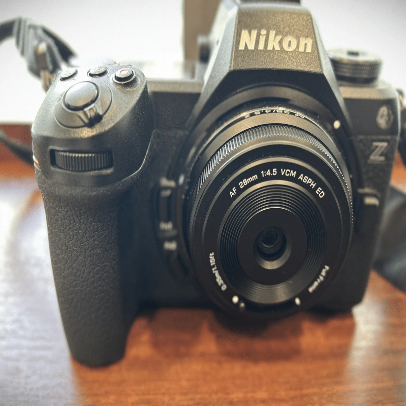 VILTROX AF 28mm F4.5 Zが手に入ったので簡単レビューするよー。｜平乃ひら