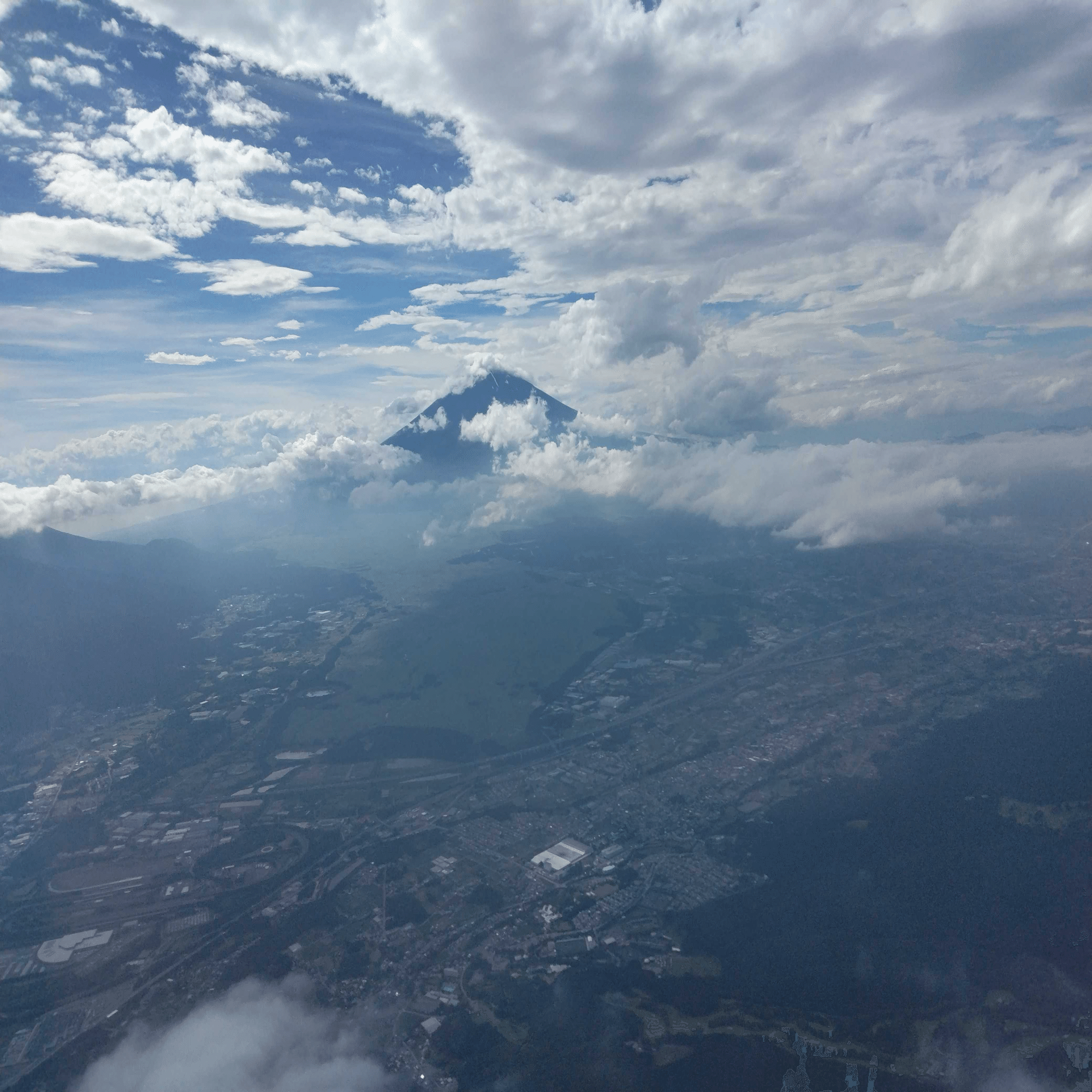 3億円の空をどう売るか？現役パイロットが語る“空ビジネス”の裏側と