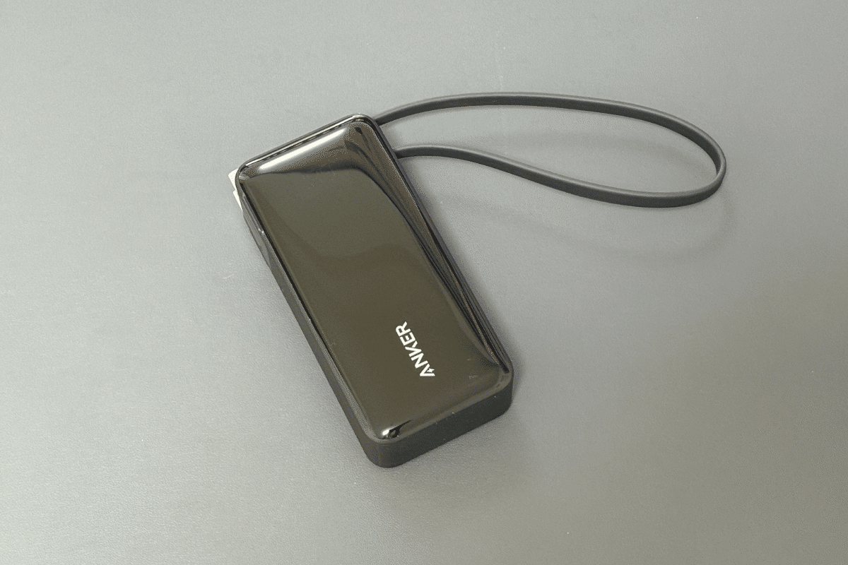 Anker Power Bank (10000mAh, Fusion, Built-In USB-C ケーブル