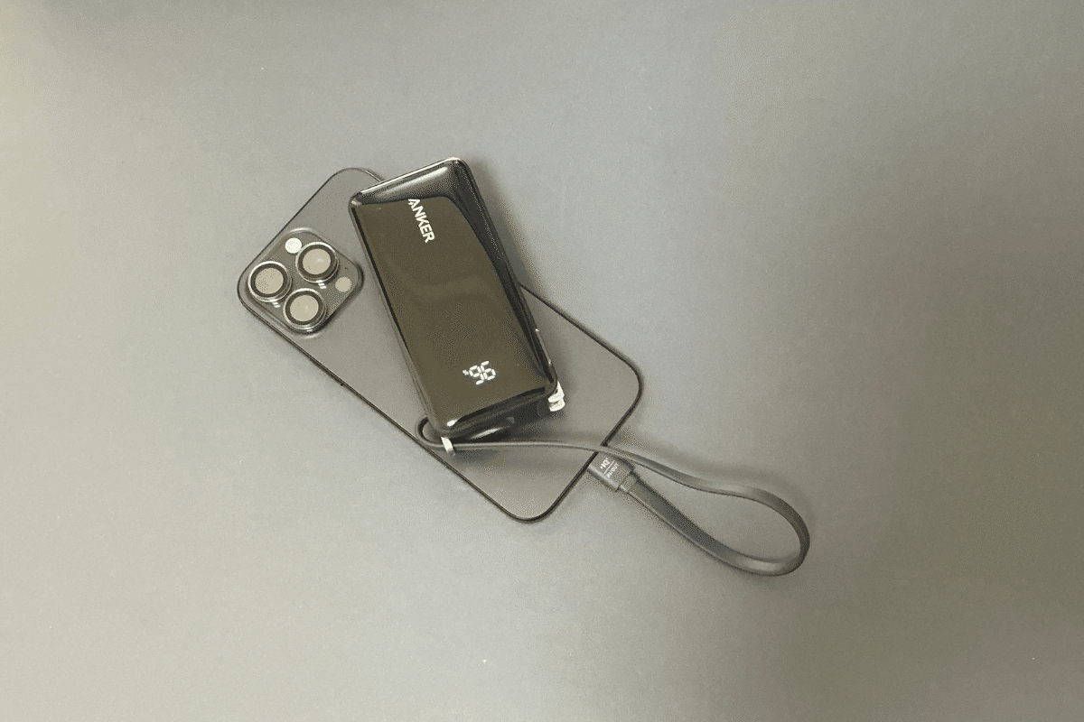 Anker Power Bank (10000mAh, Fusion, Built-In USB-C ケーブル