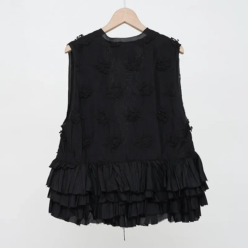 夏を彩る3Dフラワー刺繍のベスト【crinkle crinkle crinkle】frill