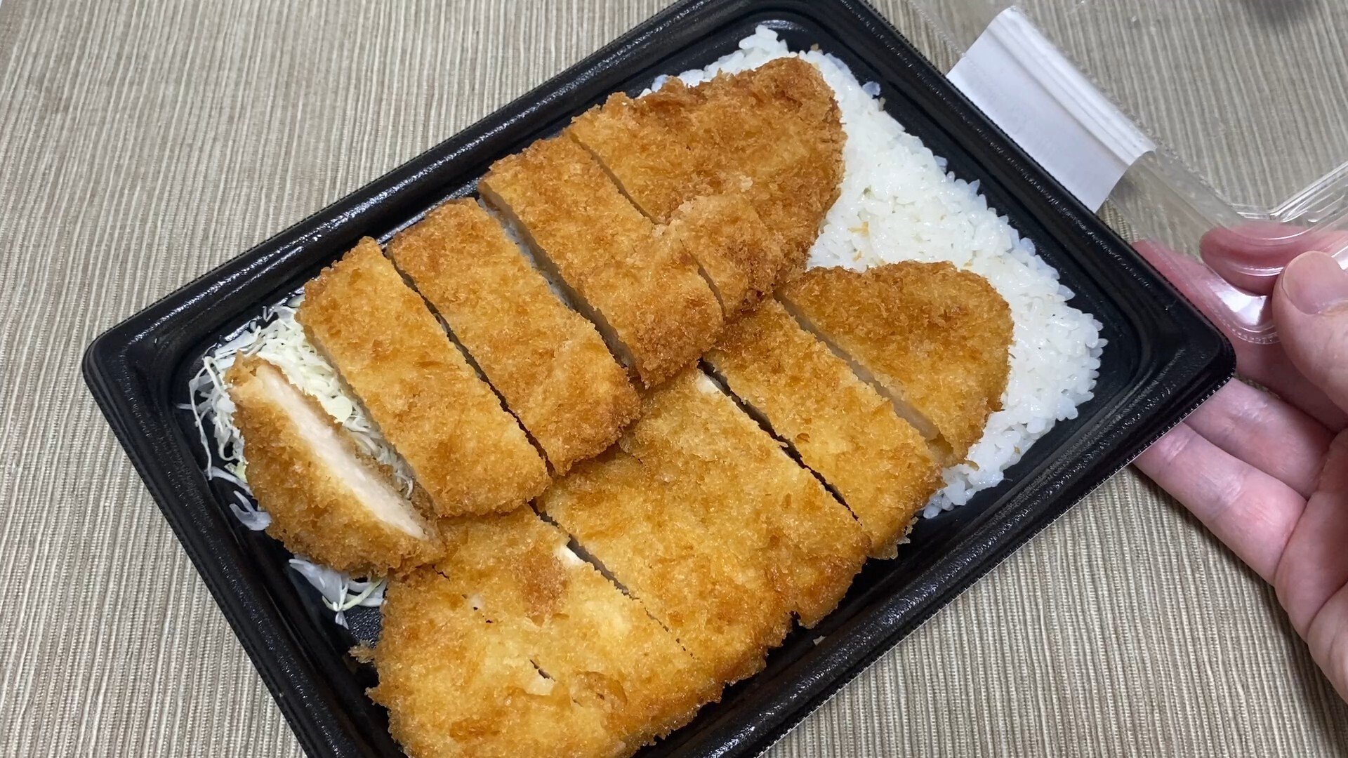 ローソン50％増量祭】総額2942円で限界挑戦してみた！盛りすぎ
