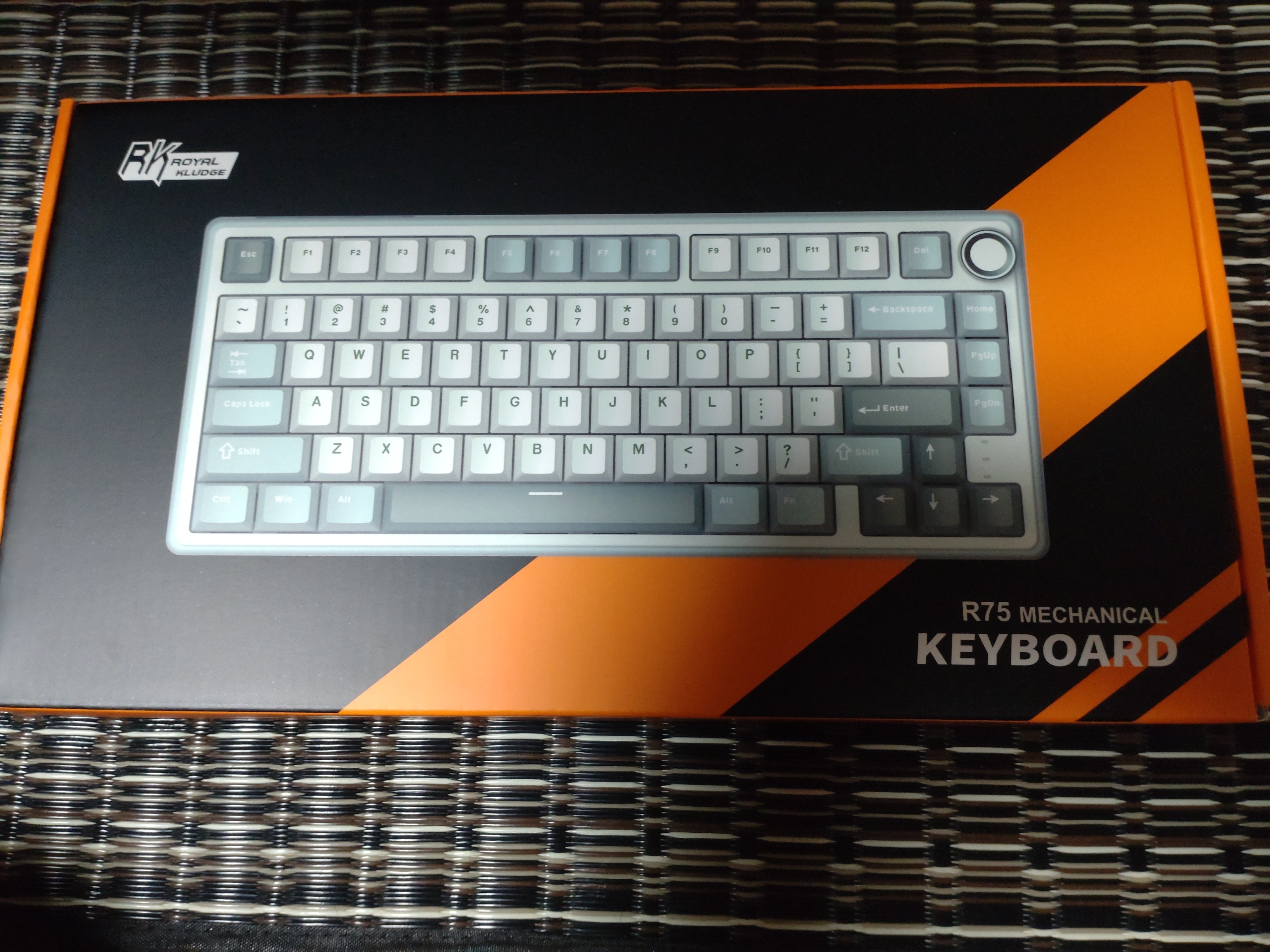  Kludge R75 メカニカルキーボード 本体　　日本語配列 Amazon | RK ROYAL KLUDGE R75 有線メカニカルゲーミング