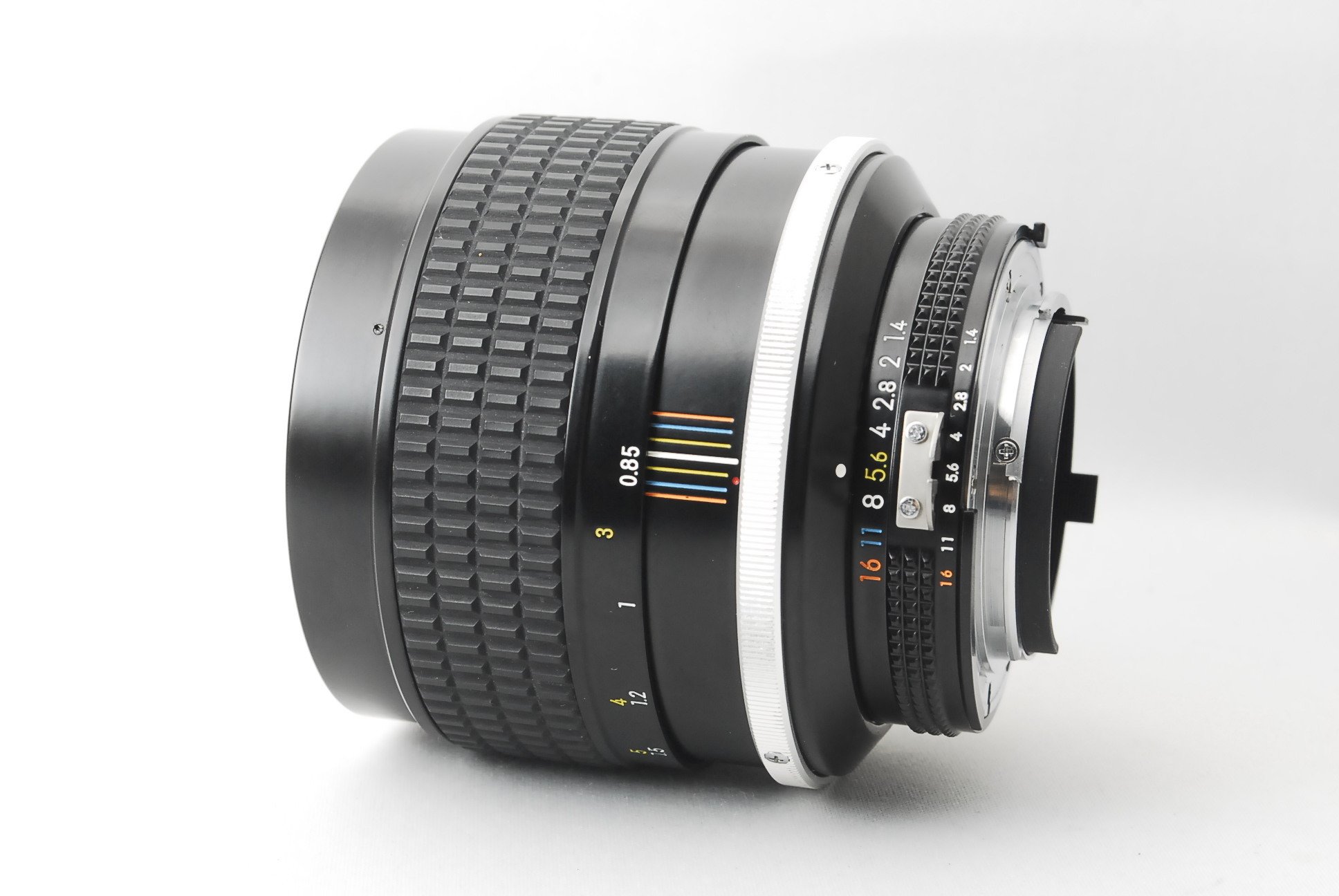 【極美品】動作◎ ニコン Ai-s Nikkor 85mm F1.4 257 Nikon Ai Nikkor 85mm F1.4 S – ねりま中古カメラきつね堂