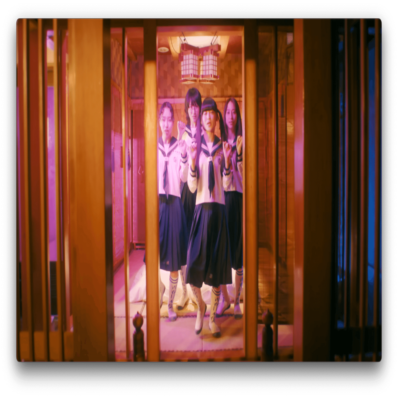 新しい学校のリーダーズ「オトナブルー」（2023年）【幻想をおちょくる