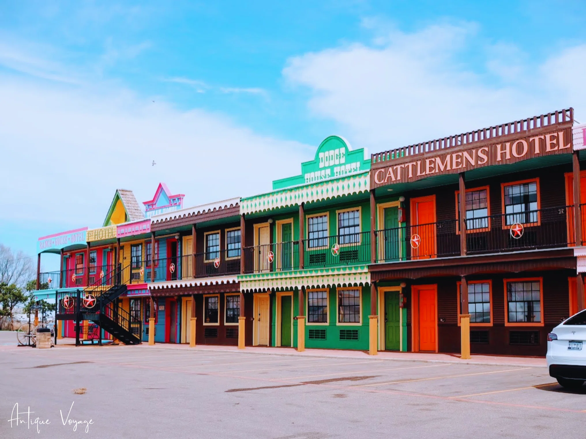 ルート66の旅 「the Big Texan」 テキサス アマリロ｜Antique Voyage