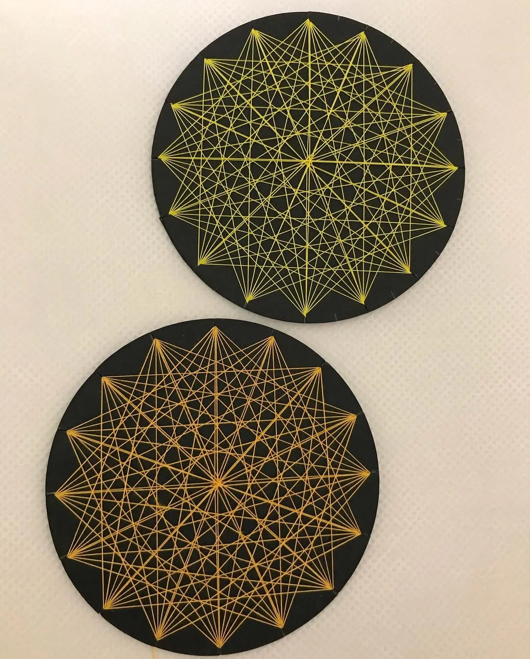 黄金糸掛　曼荼羅　宮日展にて賞を取られた先生に作ってもらいました。 振り返り）2022年展示会への想い｜あや/紙と糸で作る【糸掛けアート】