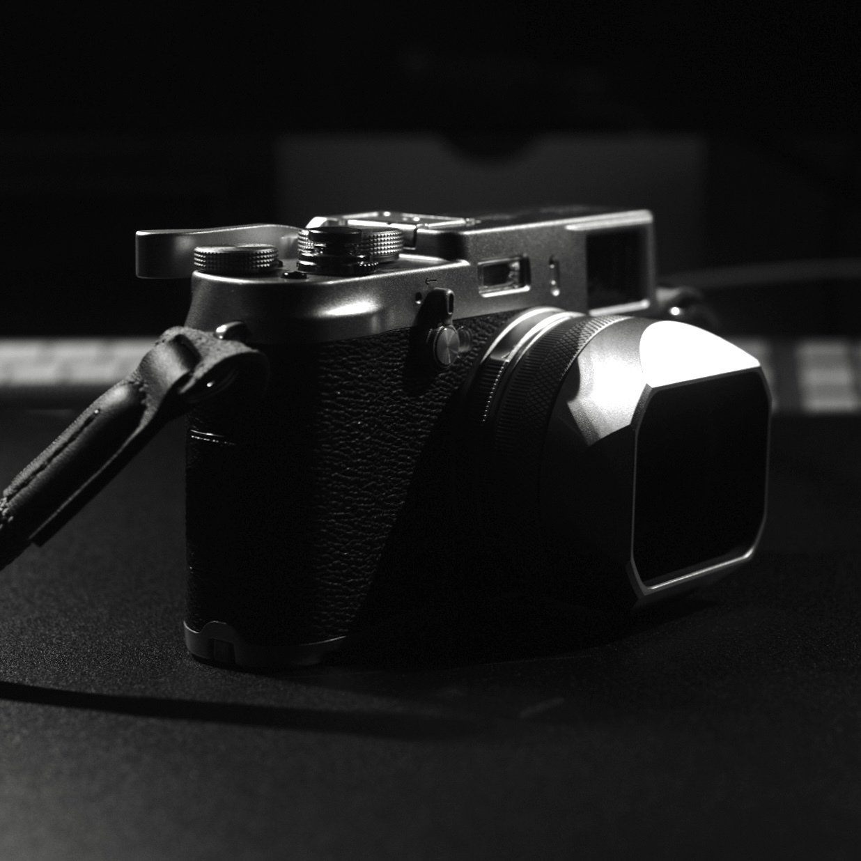 14年の月日を超えてきた、今だから感じたい初代の力。｜FUJIFILM