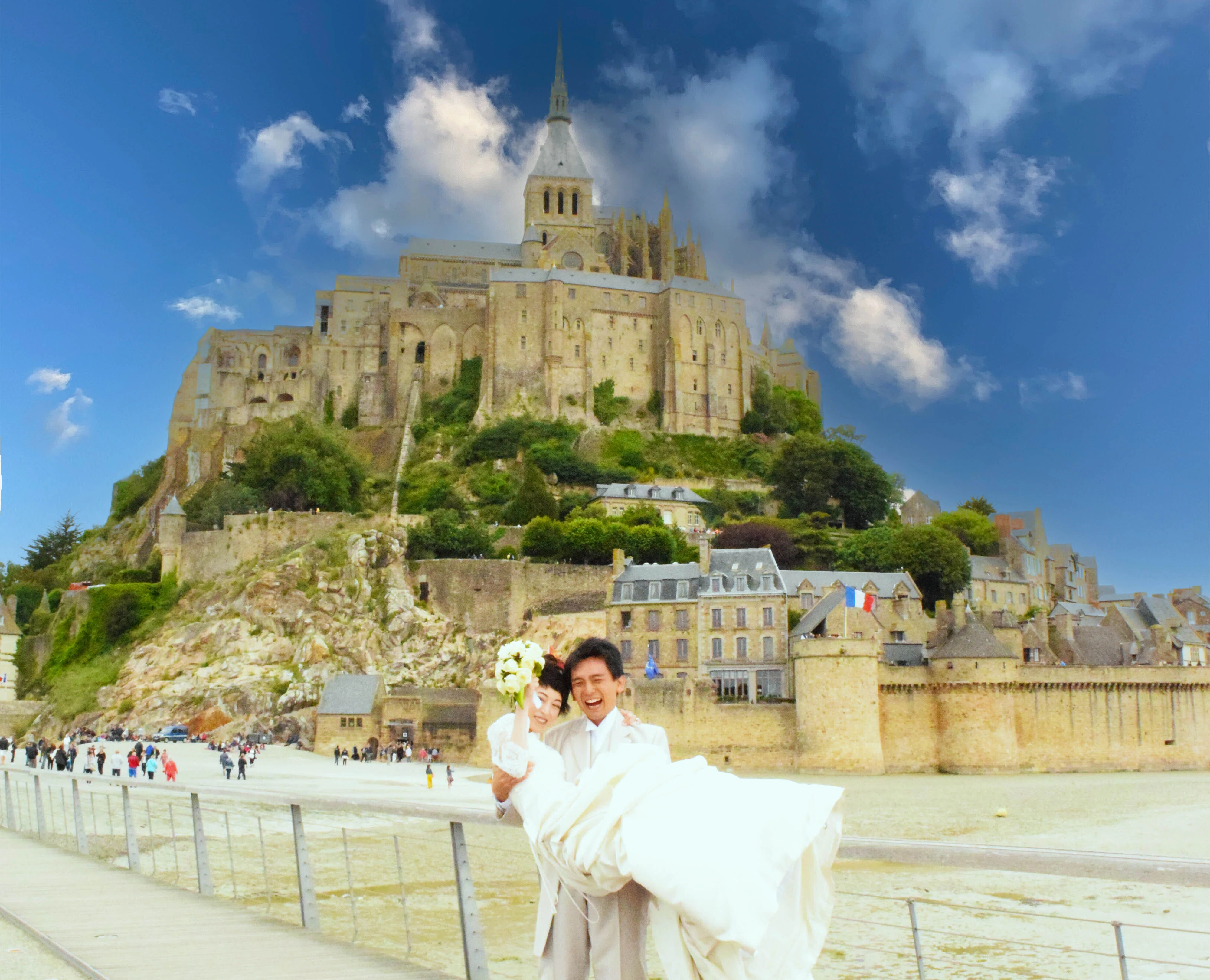 世界遺産モンサンミッシェルの中で挙式。フランス旅行記4日目｜Masashi