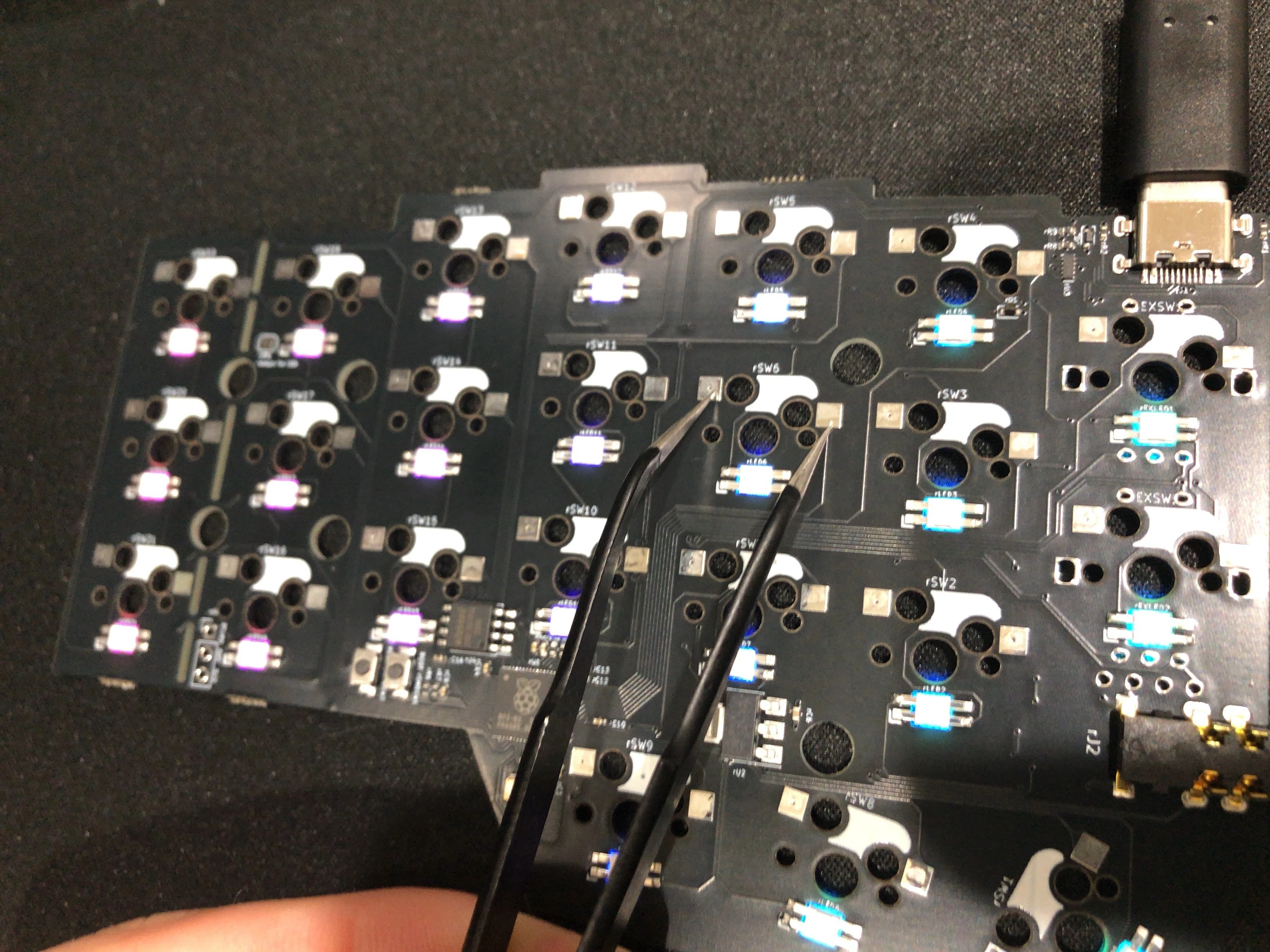 corne v4 cherry 半田済 基板 動作確認済 キーボード スマホ