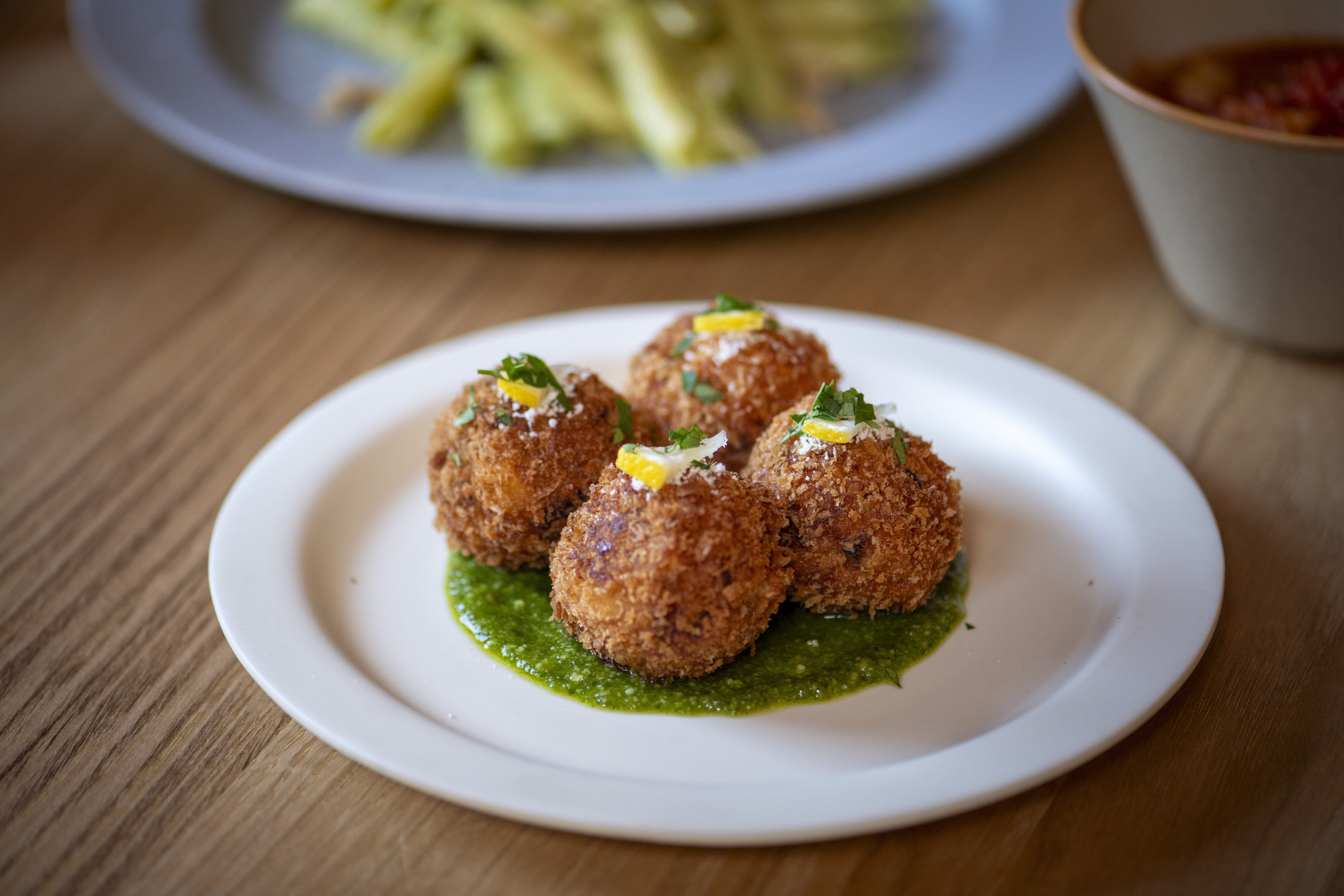 ＊ルッコラページ＊ ルッコラとは？味や特徴、おいしい食べ方について解説！ | クラシル