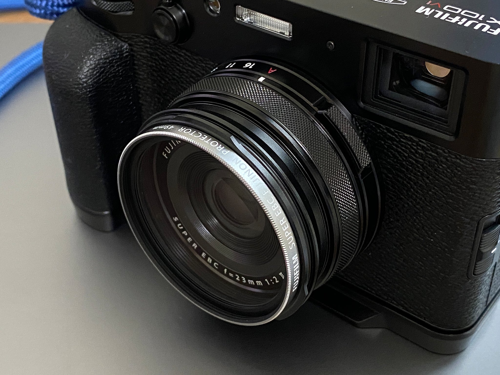 FUJIFILM X100VI 美品｜シャッター5700｜純正PRF49付 FUJIFILM X100VI 美品｜シャッター5700｜純正PRF49付 富士フイルム