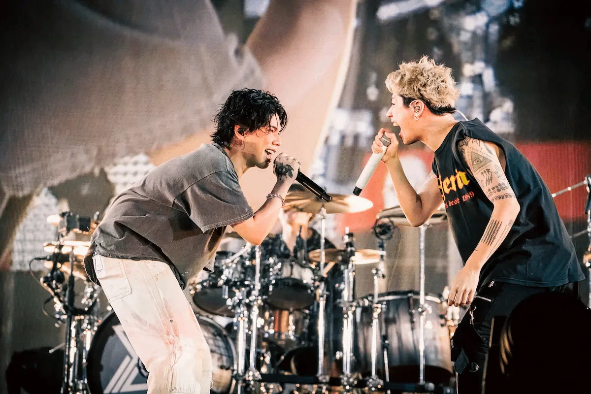 The Bond of Brothers Connected by Music: The Trajectory of ONE OK