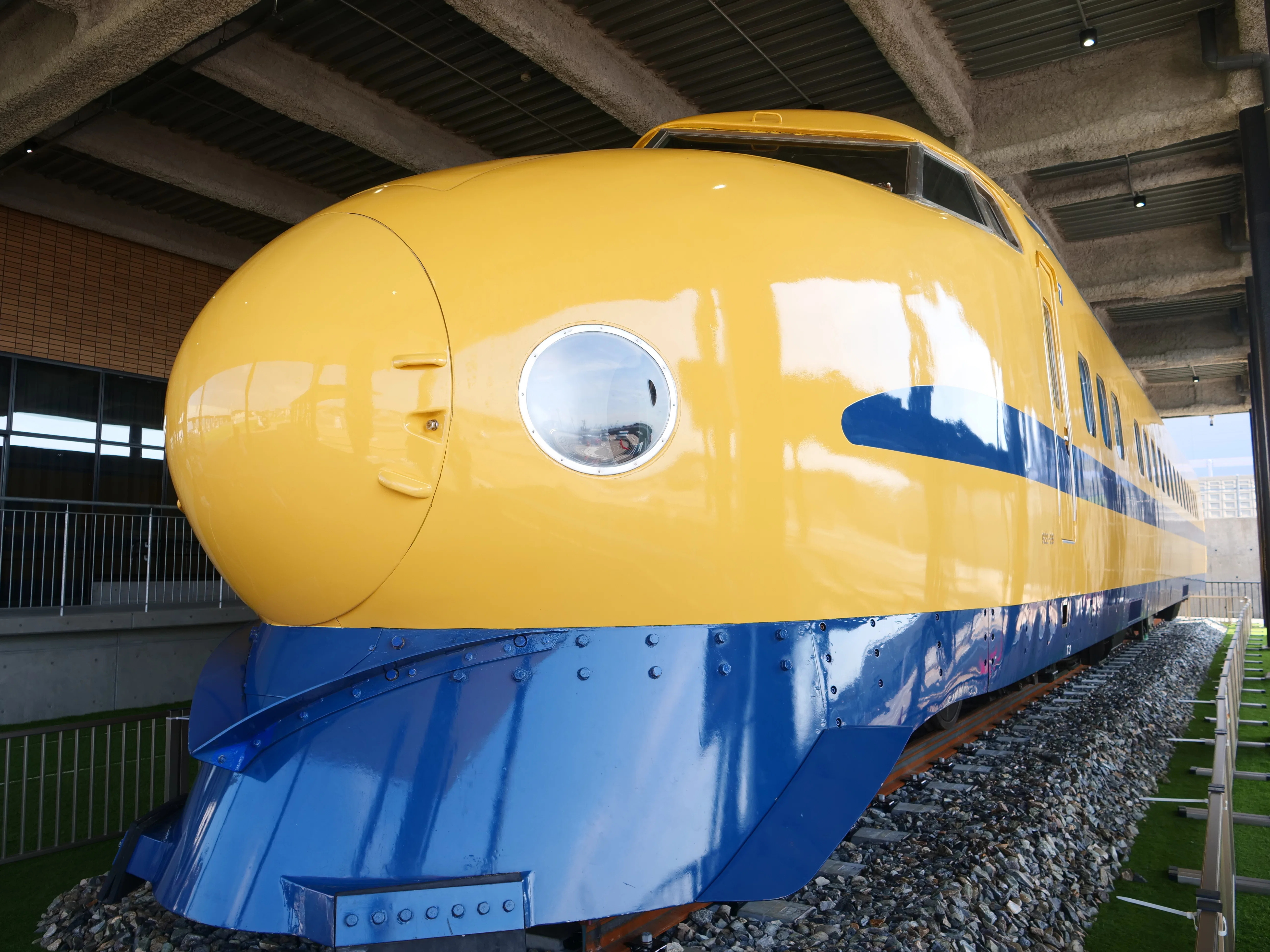 Doctor Yellow has arrived!｜たかしにぃ