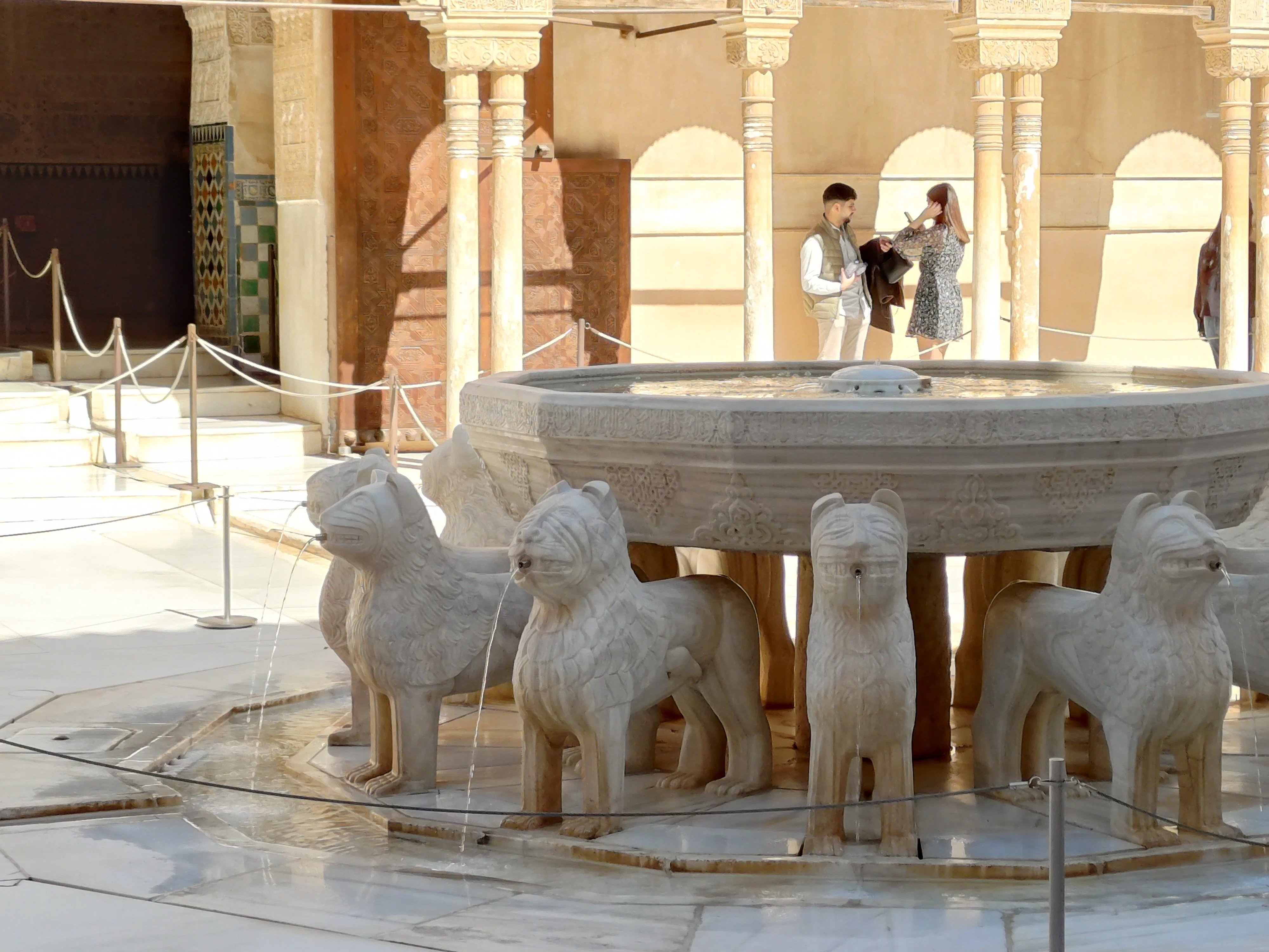 イスラム建築の傑作、アルハンブラ宮殿：訪れる前に知っておきたいこと