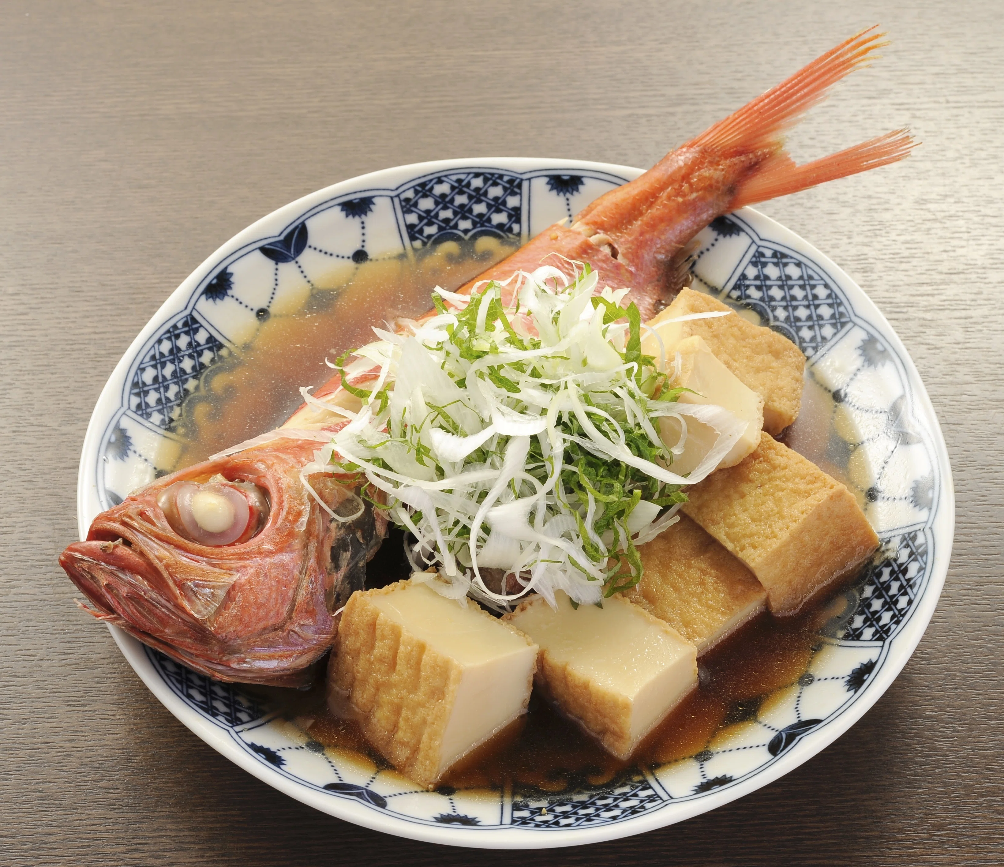 坪月商45万円のヒット居酒屋「すし酒場 さんじ（神奈川・新横浜