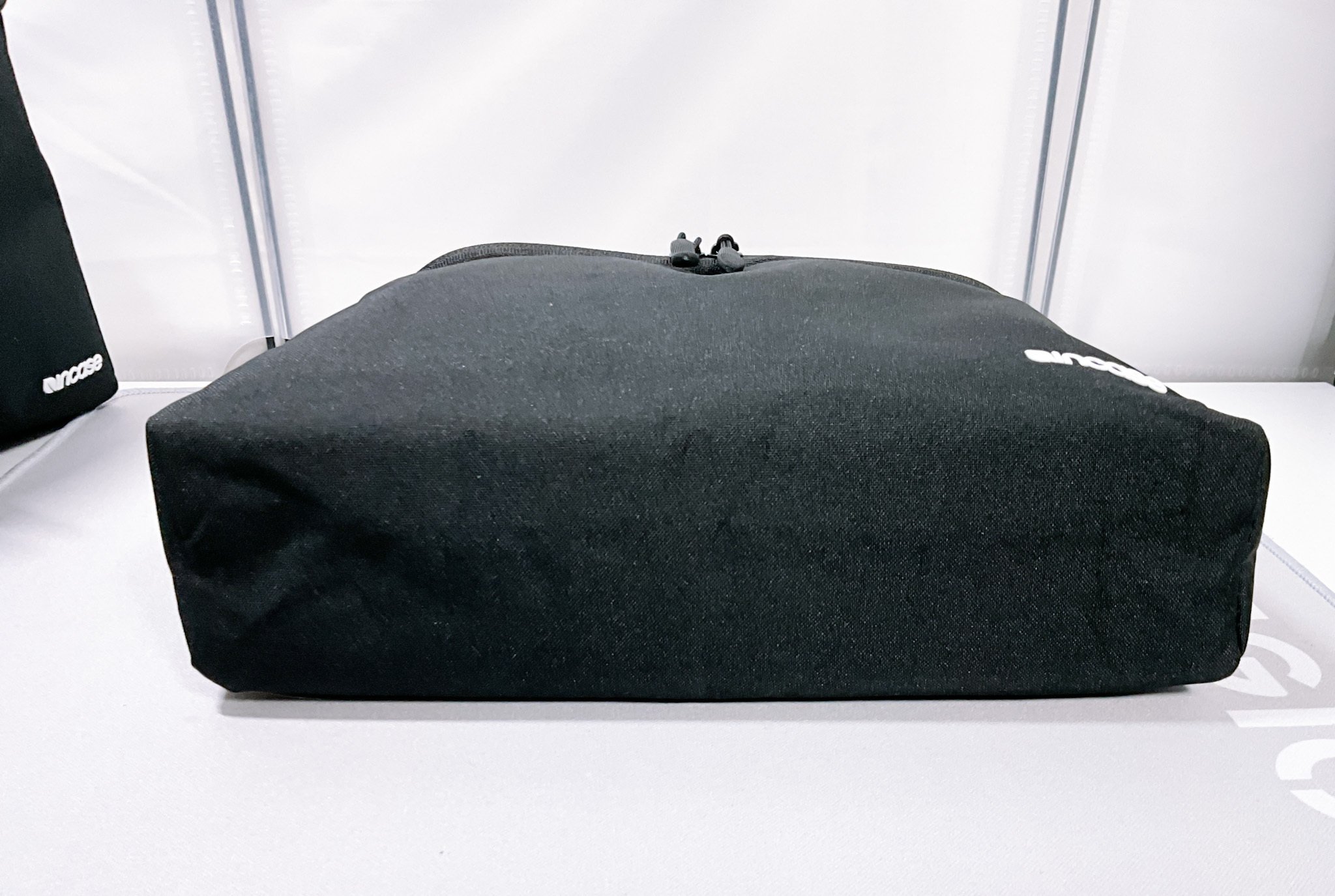 新品ケース付 誰にも言えない 全6巻セット Incase】「MonoMax 2025年 6月号 付録 万能ケース」レビュー 【雑誌