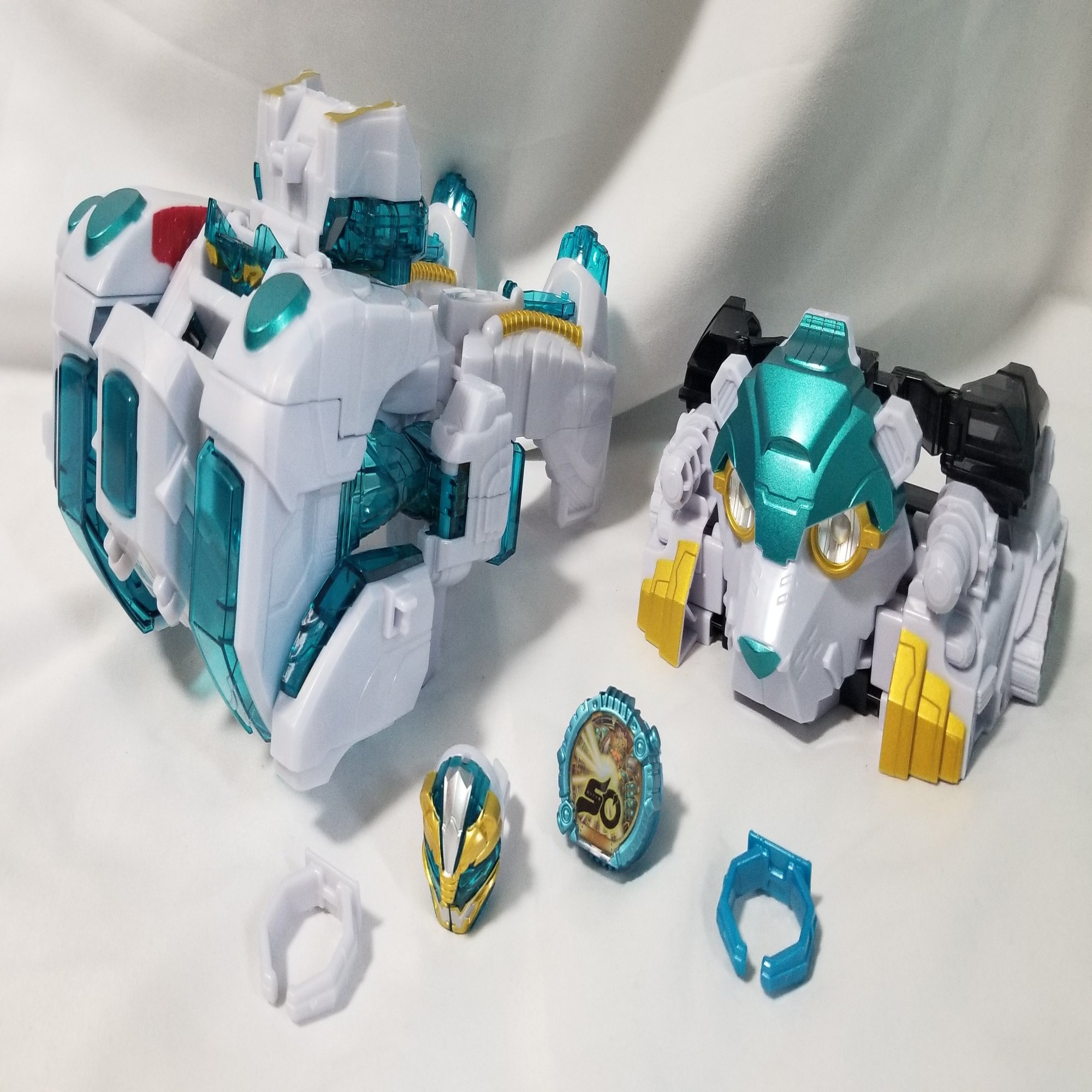 クールなカラーの『DXグーデバーン&DXベアックマ50』で、夏の暑さを吹き飛ばせ！【ゴジュウジャー】｜U氏 DXグーデバーン