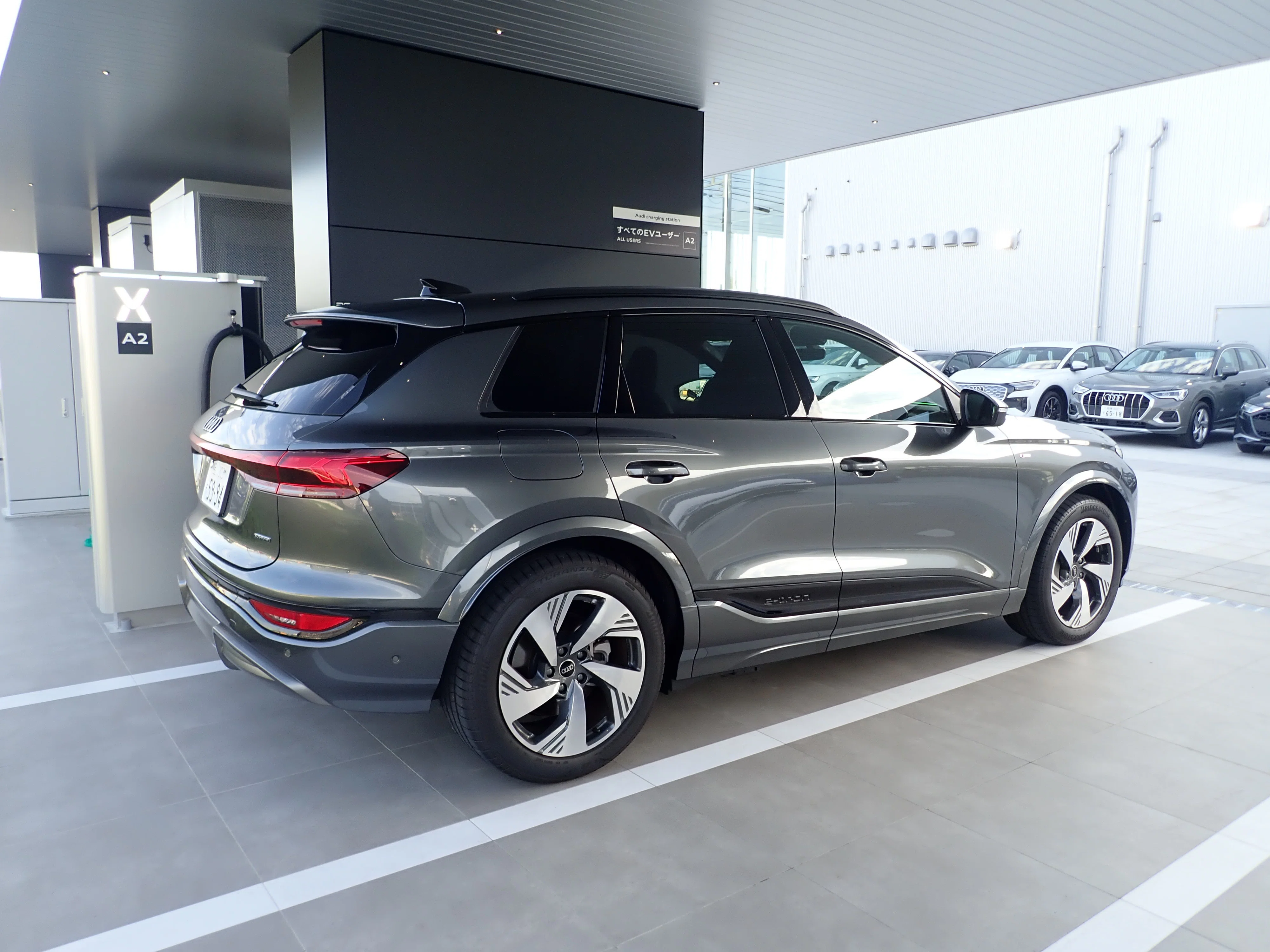 自動回生で走りやすく安全。試乗ノート#43 アウディQ6 e-tron quattro