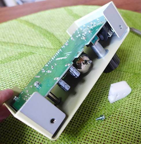 tc electronic TUBE PILOT + 真空管変更 本物の真空管が生む、ラウドでダーティーなトーン – TC
