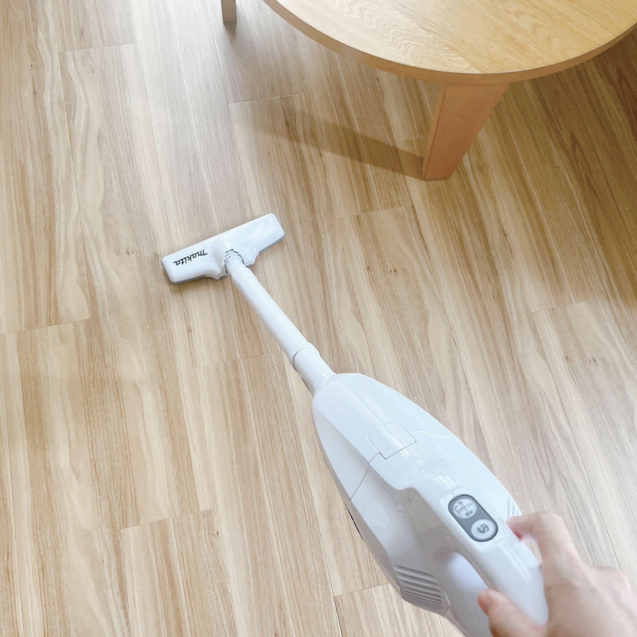 ちゃぶ台のすばらしさを語りたい｜ダイニングテーブルを持たない3人